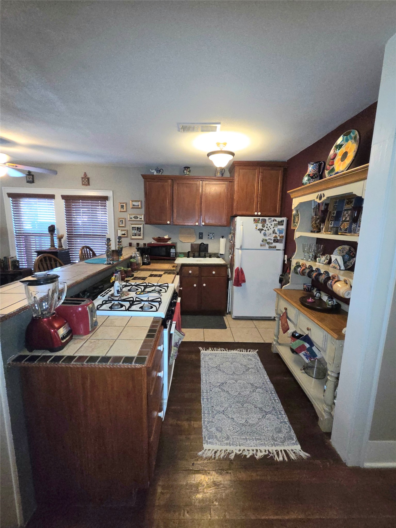 1425 Munger Street Property Photo 10