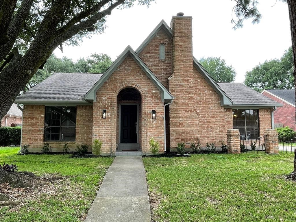 1015 Cascade Creek Drive Property Photo 1