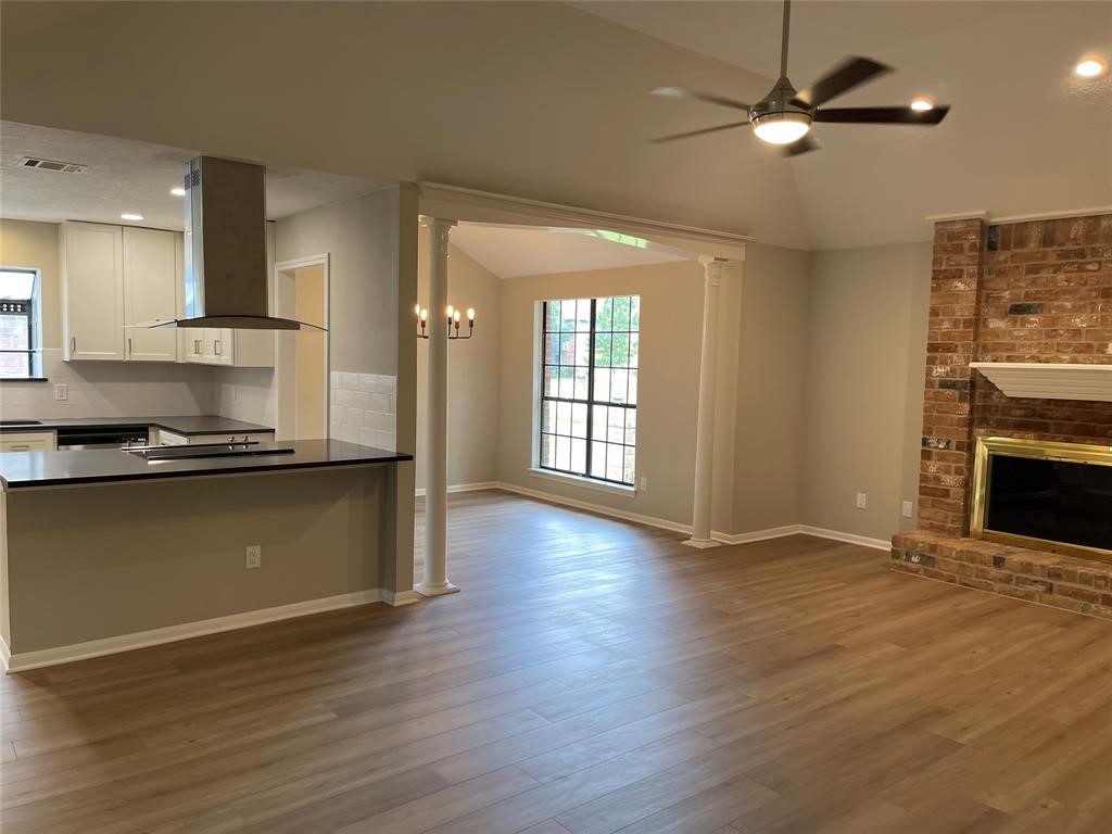 1015 Cascade Creek Drive Property Photo 4