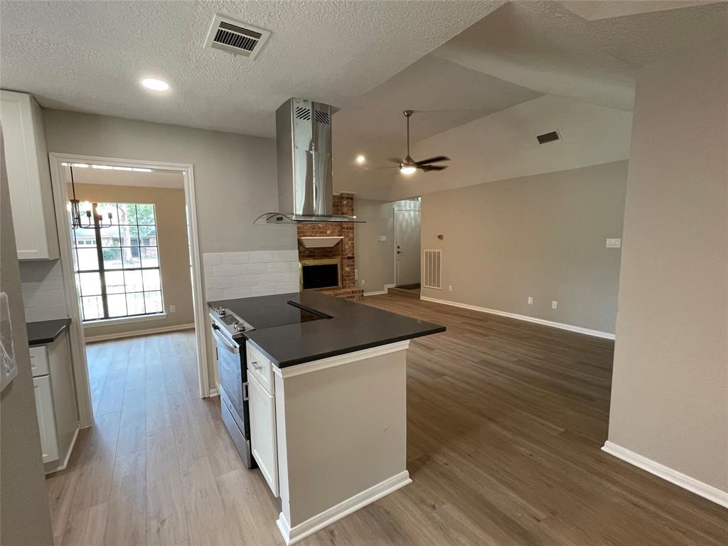 1015 Cascade Creek Drive Property Photo 10