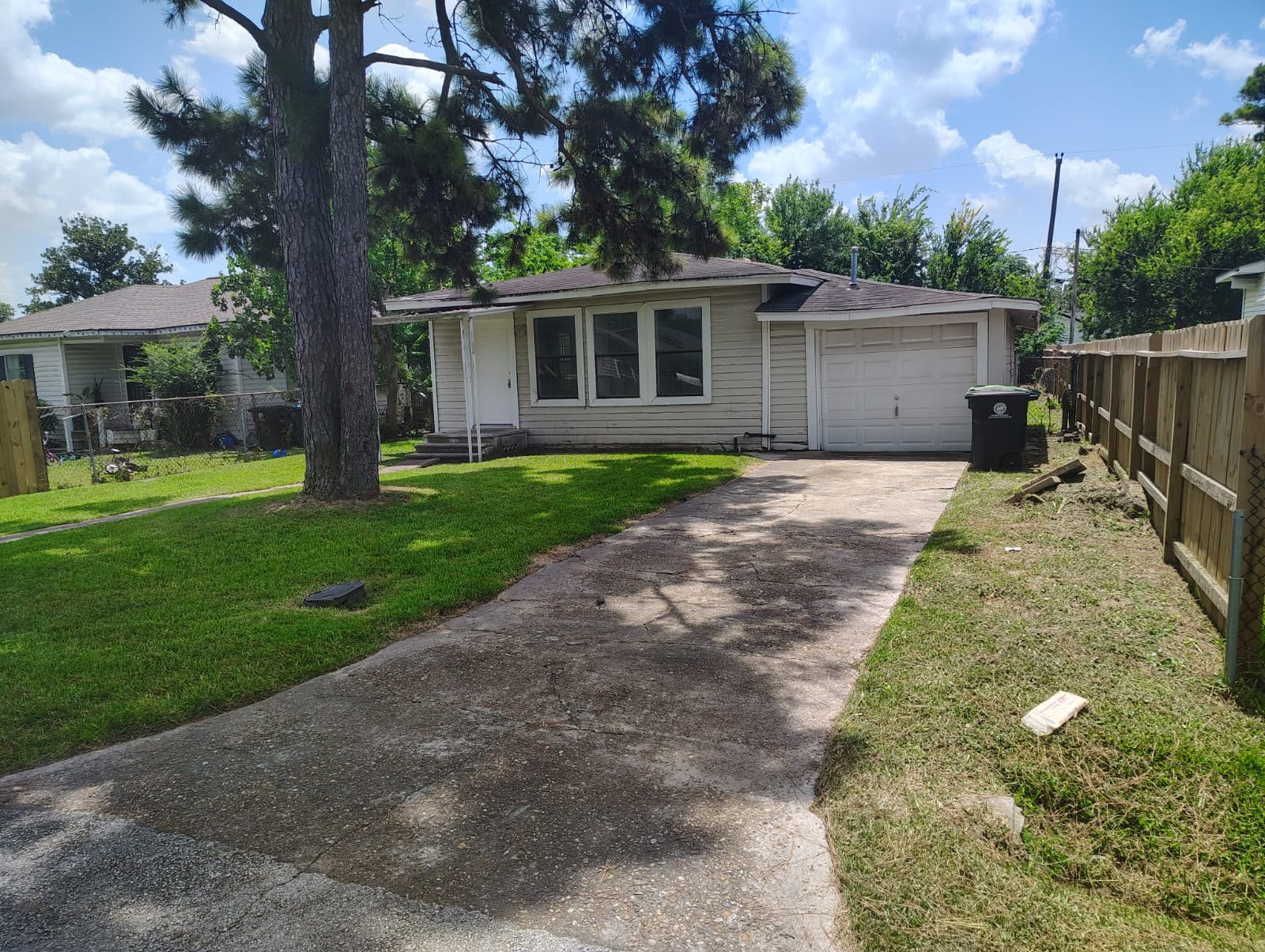242 Bolden Street Property Photo 1
