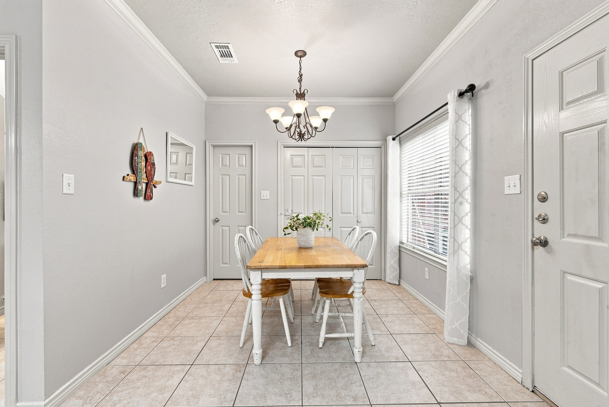 400 Forest Drive Property Photo 16