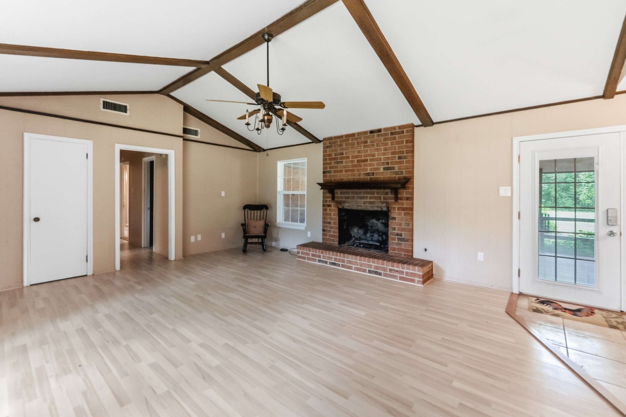 1385 Fm 1791 Property Photo 6