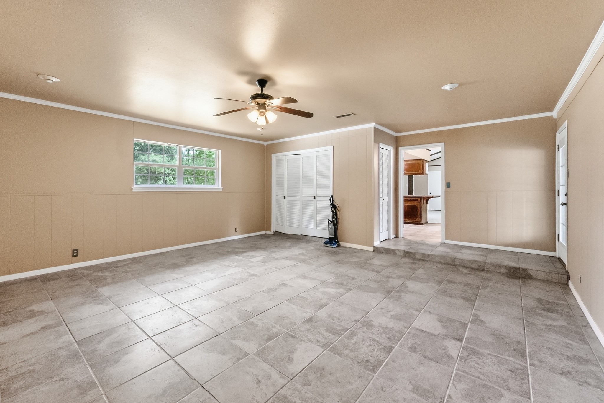1385 Fm 1791 Property Photo 14