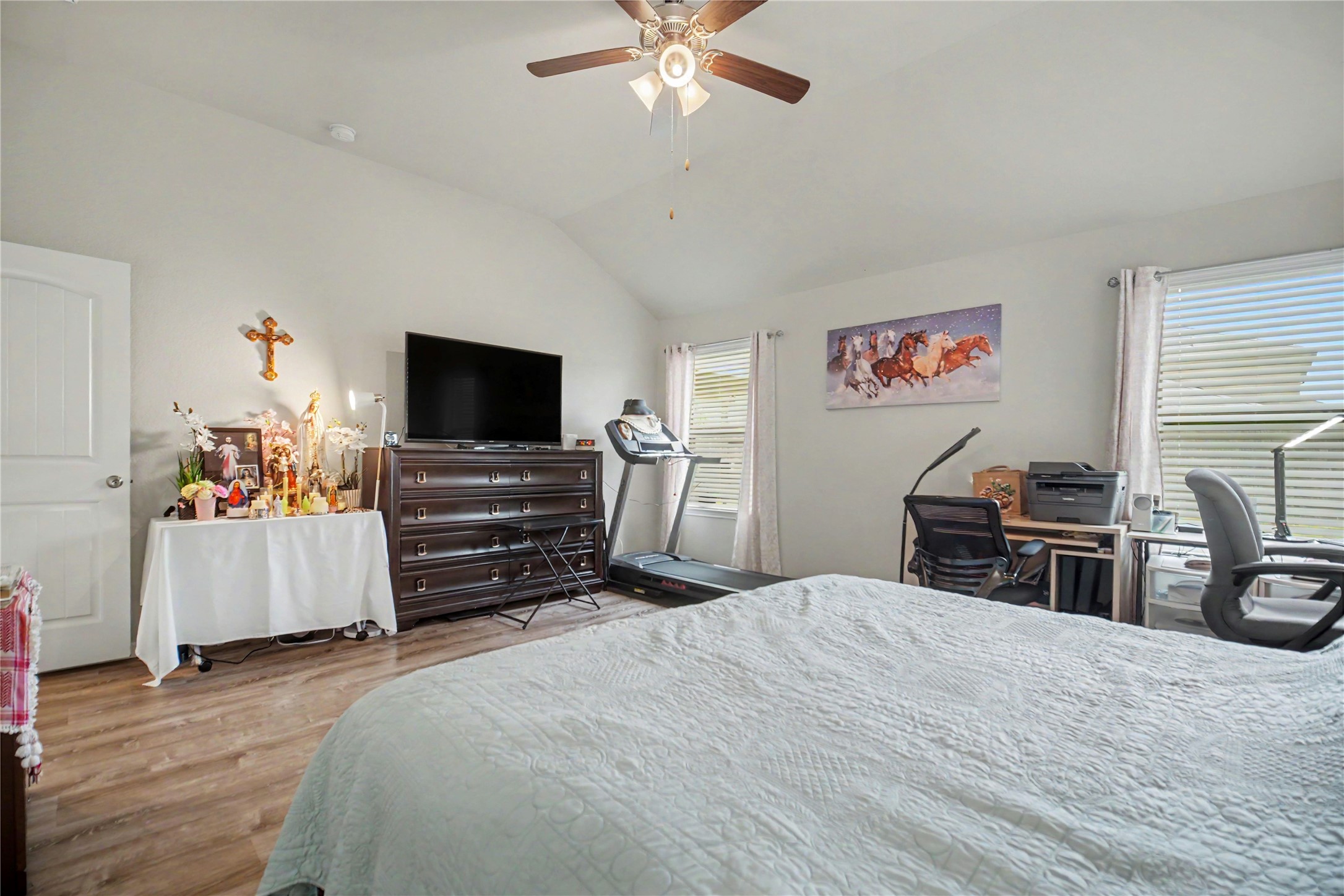 2027 Bravos Manor Lane Property Photo 14