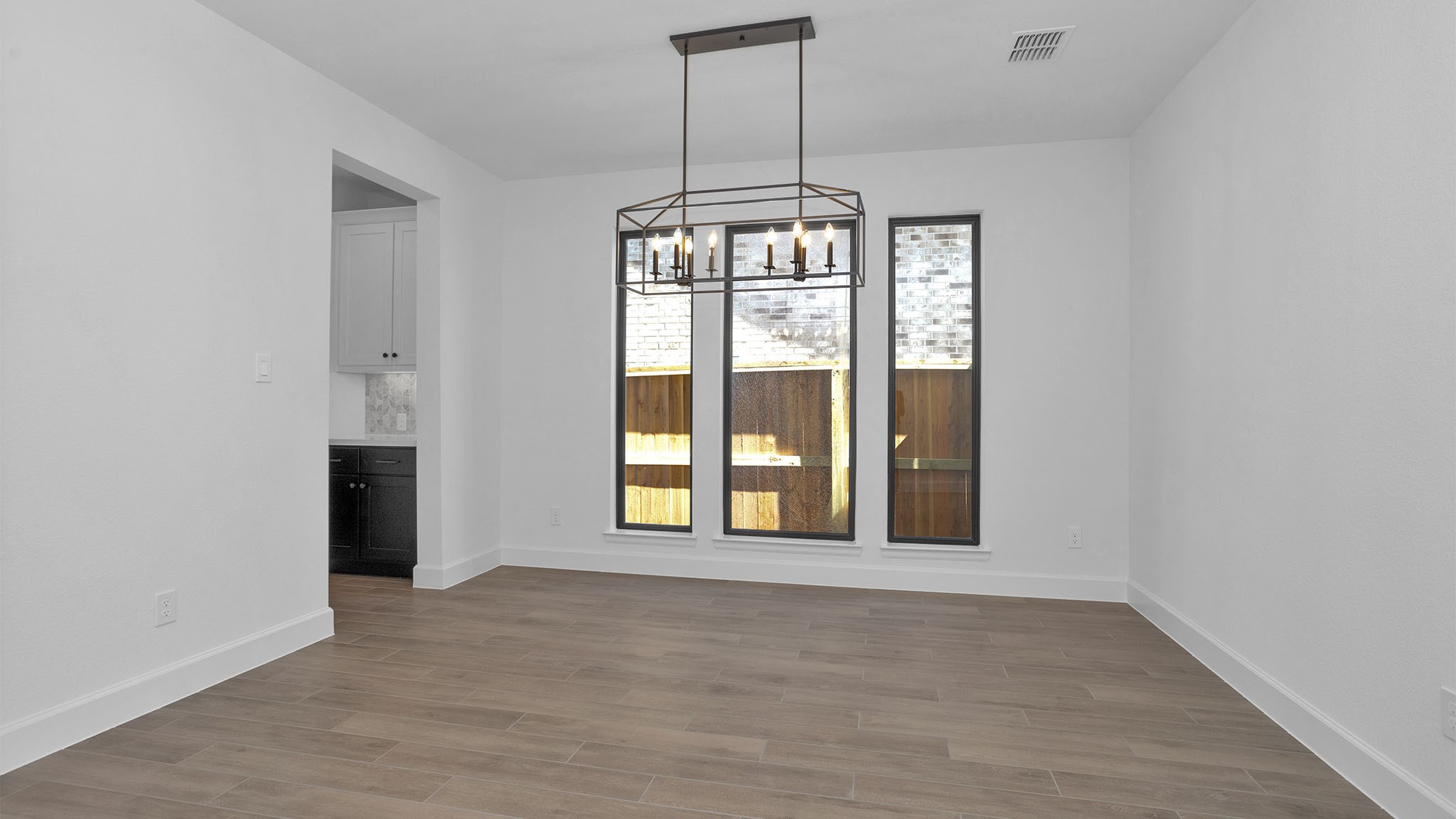 30206 Crossfield Court Property Photo 6