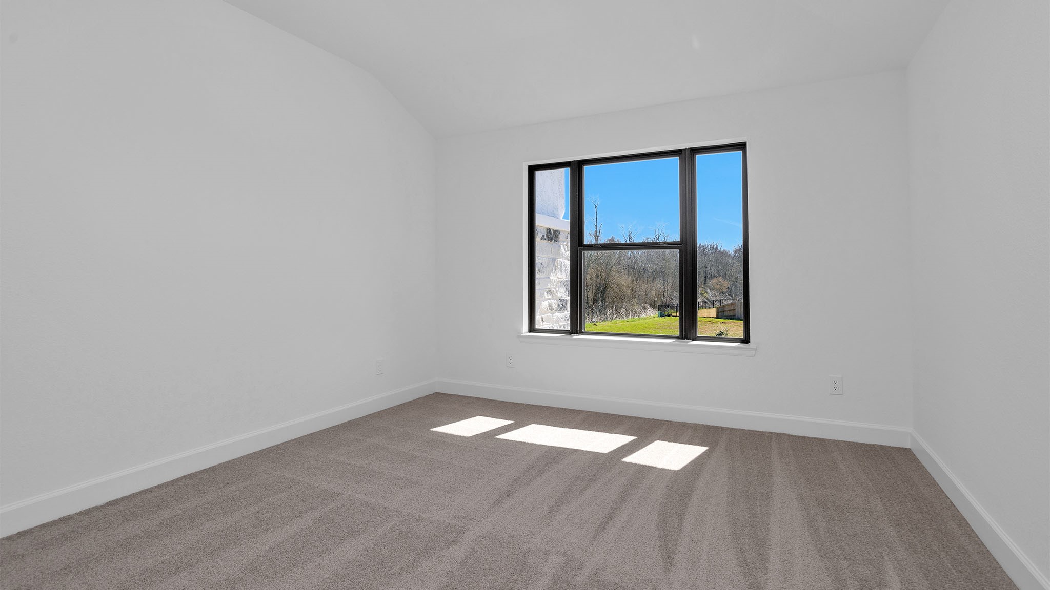 30206 Crossfield Court Property Photo 9