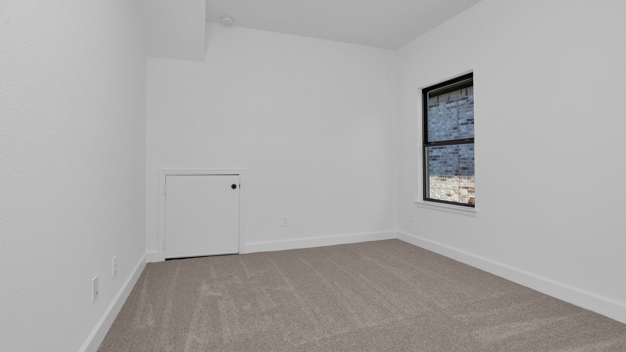 30206 Crossfield Court Property Photo 10