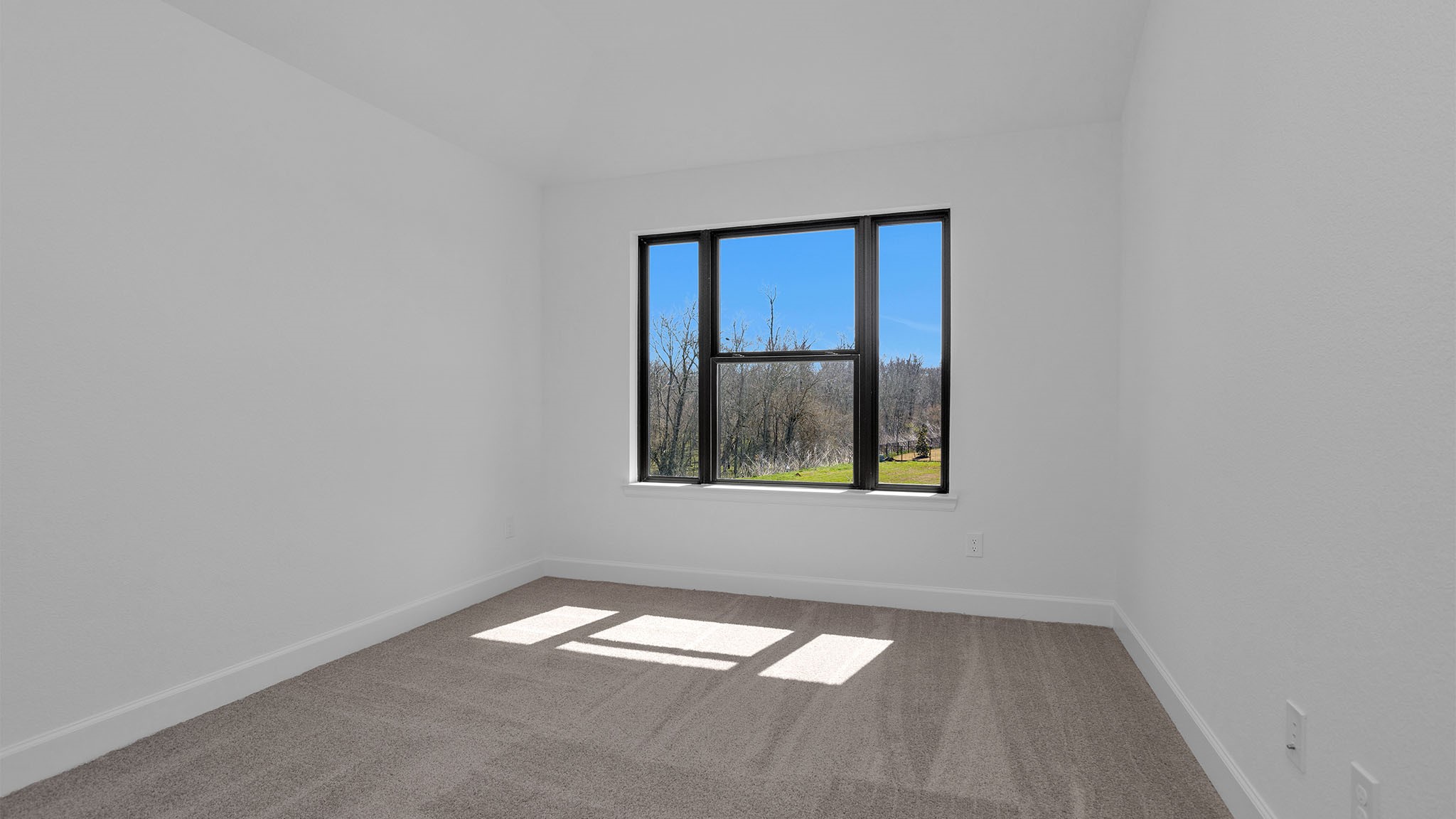 30206 Crossfield Court Property Photo 11