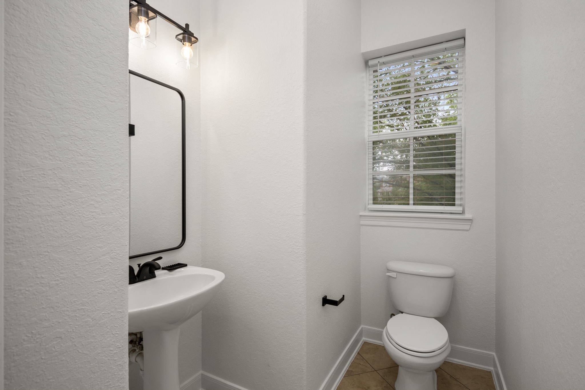 11 History Row Property Photo 28