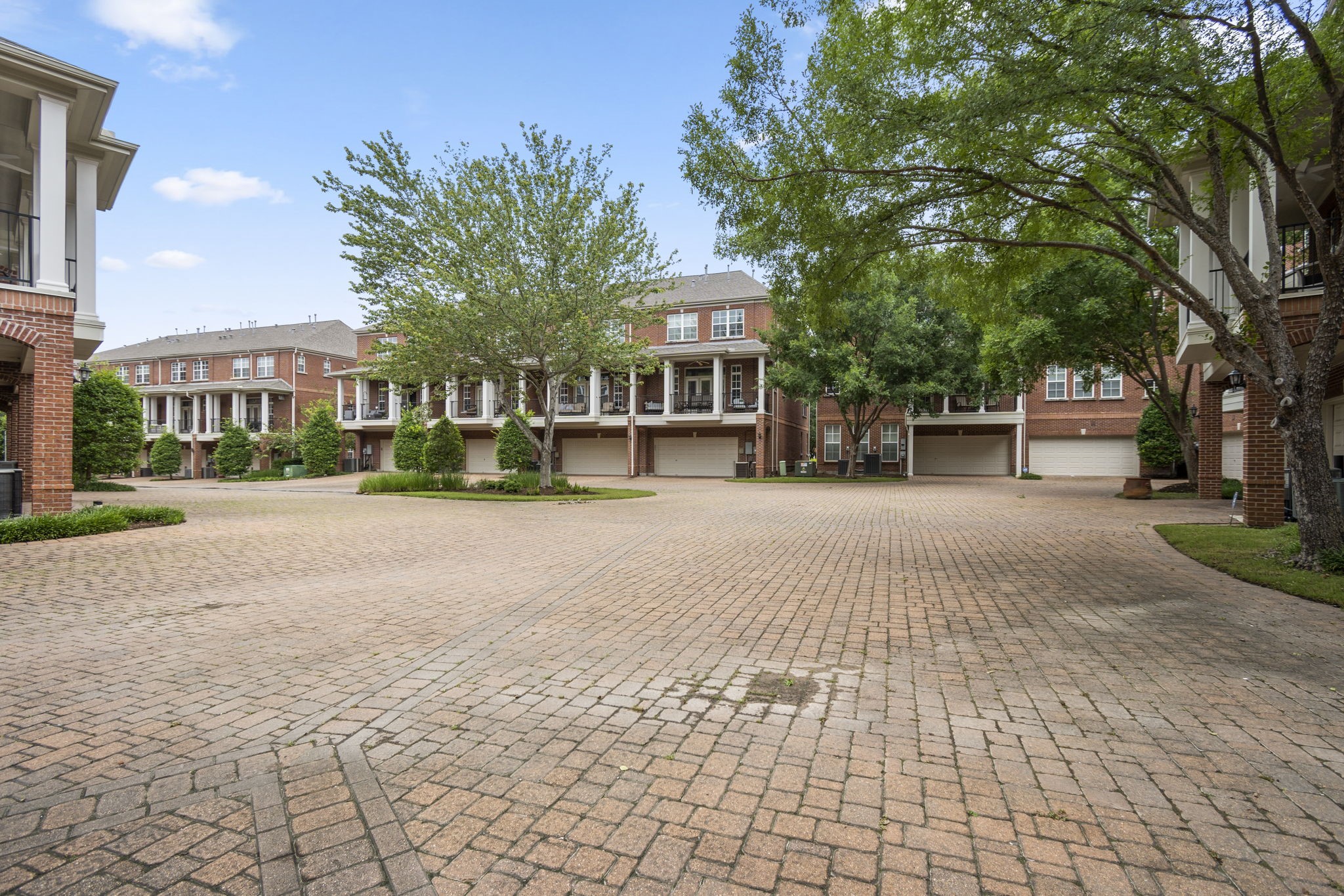 11 History Row Property Photo 35