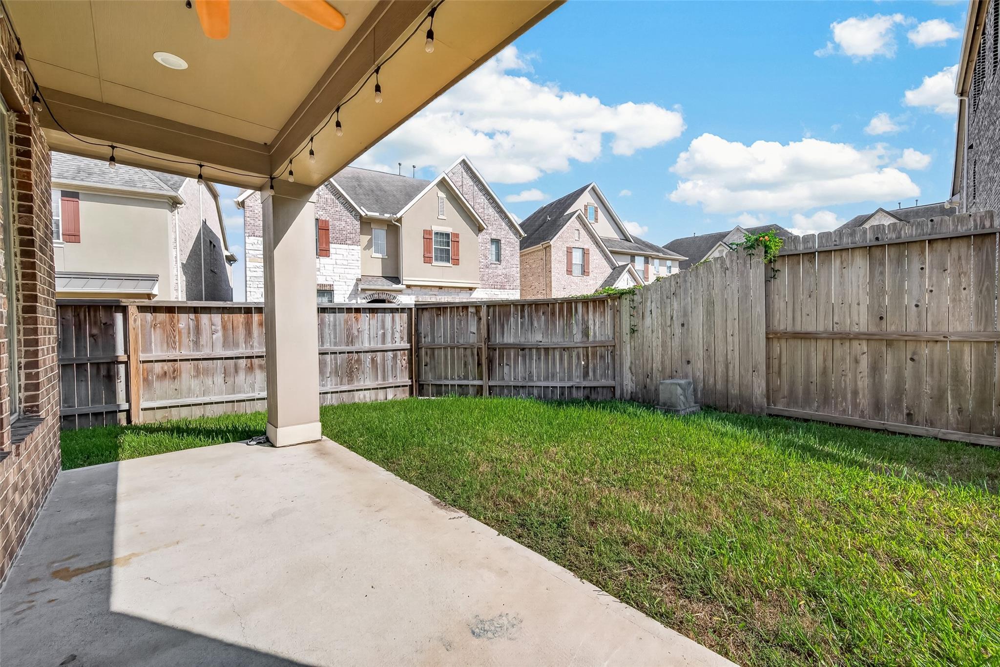 18303 Harmony Bluff Lane Property Photo 7