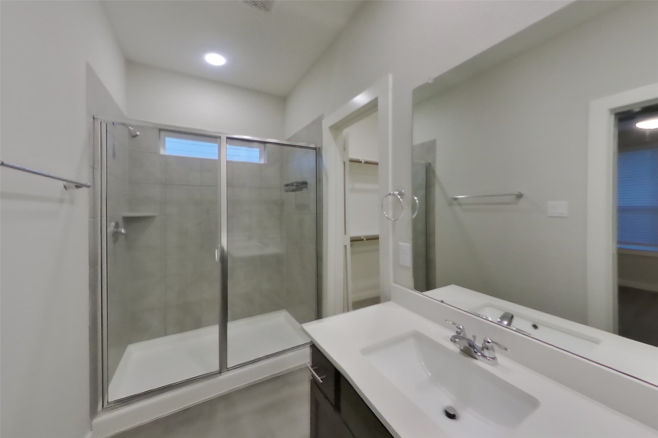 23607 Gibson Forest Drive Property Photo 9