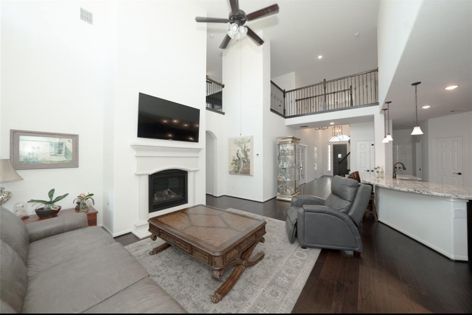 6010 Wayne Way Property Photo 9