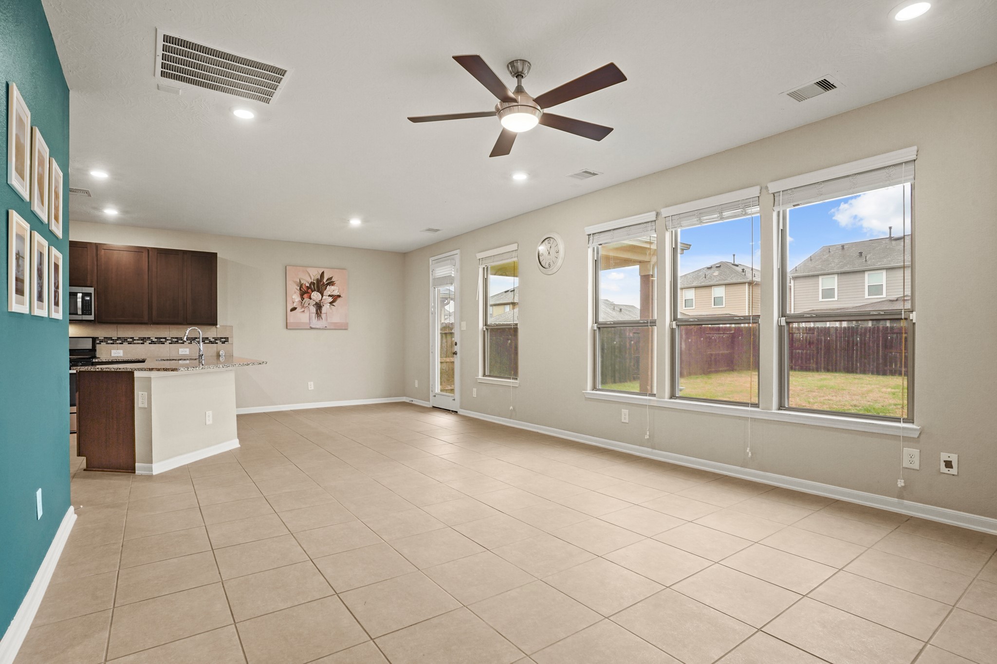 15602 Cliffside Arbor Lane Property Photo 5