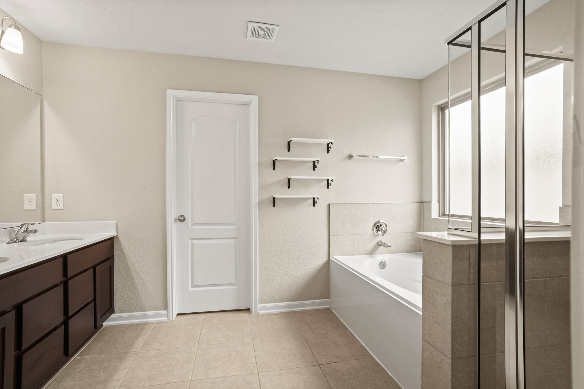 15602 Cliffside Arbor Lane Property Photo 15