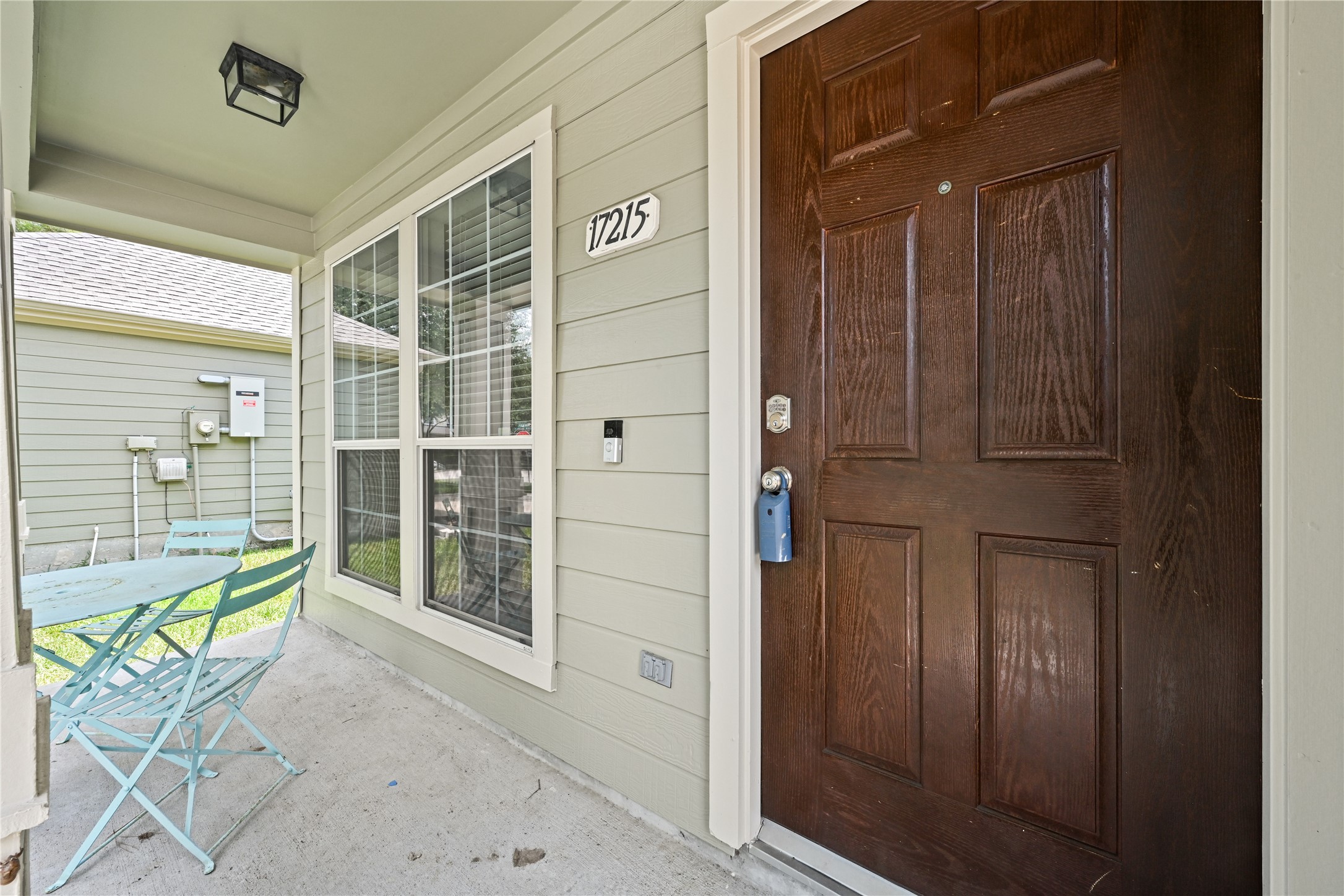 17215 Kobuk Valley Circle Property Photo 3