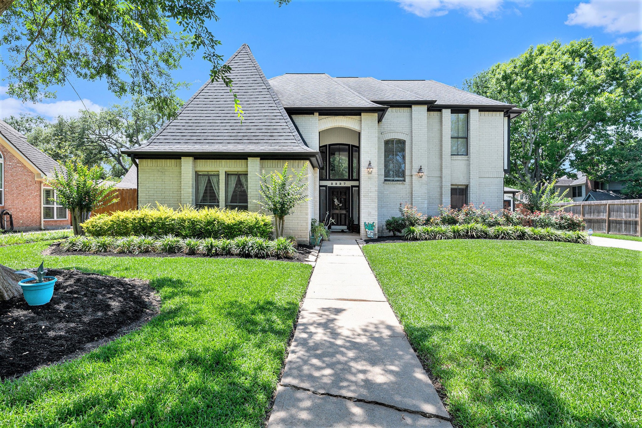 2227 Country Creek Way Property Photo 1