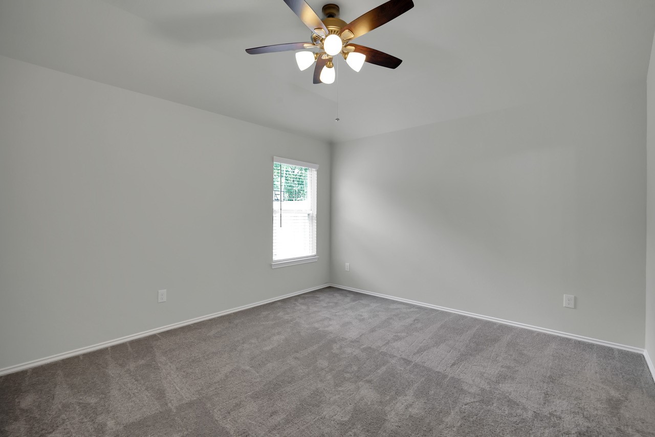 8003 Dauntless Drive Property Photo 10