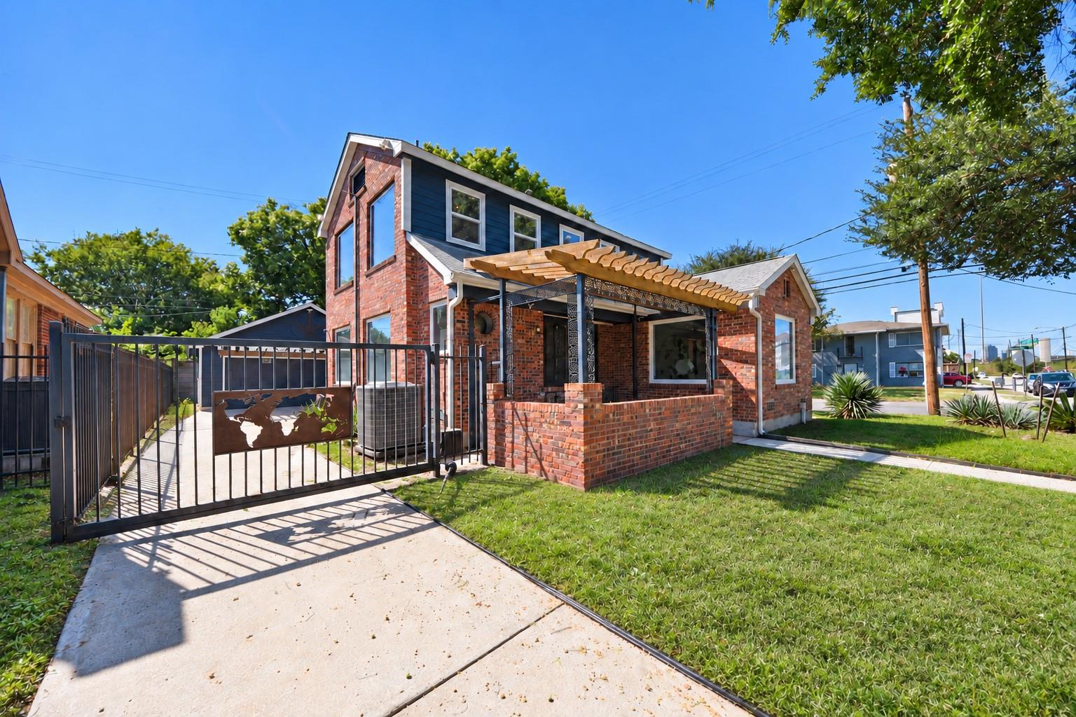 2402 Barbee Street, Houston Tx 77004 Property Photo 4