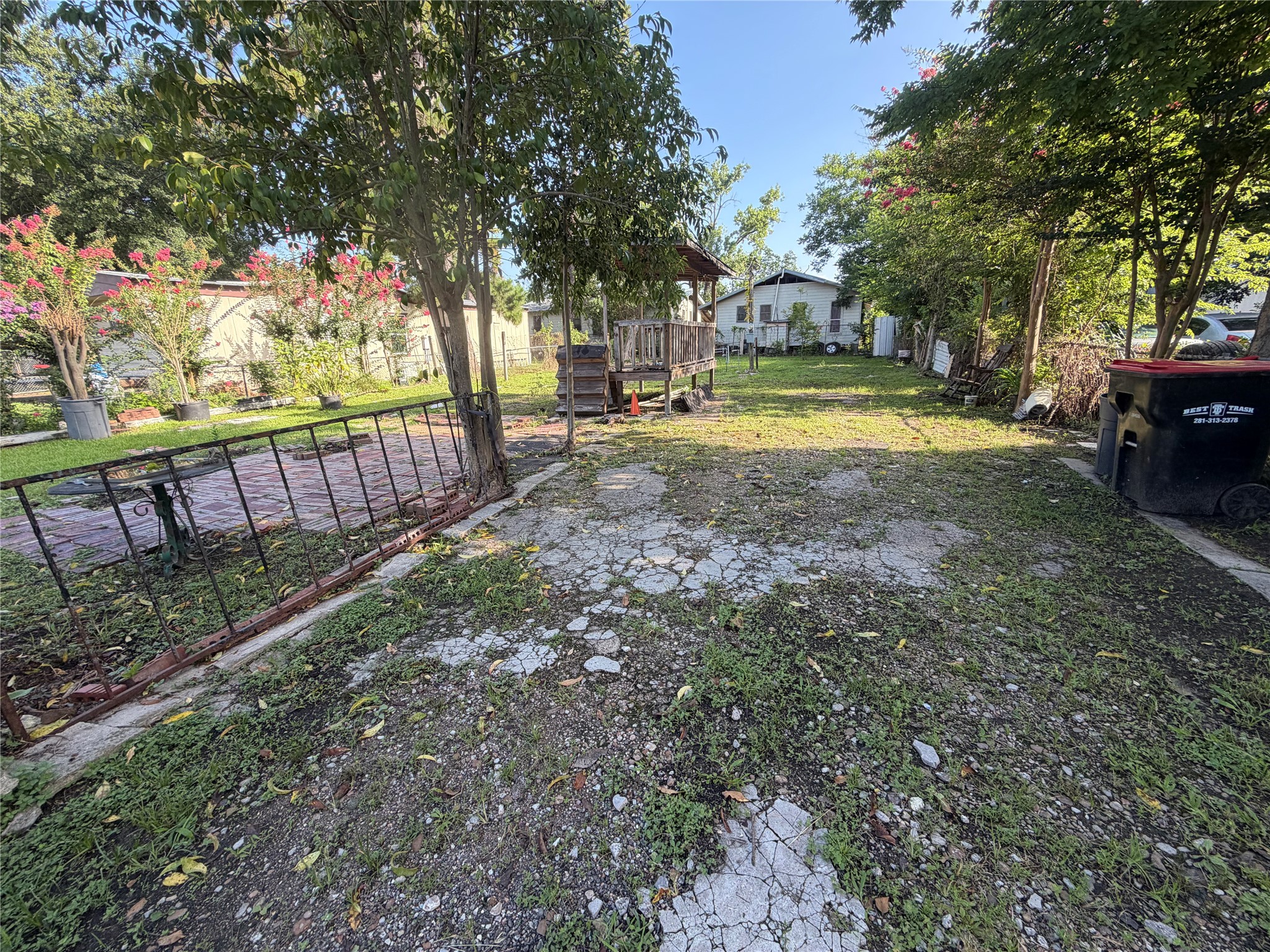 14005 Longview Street Property Photo 7