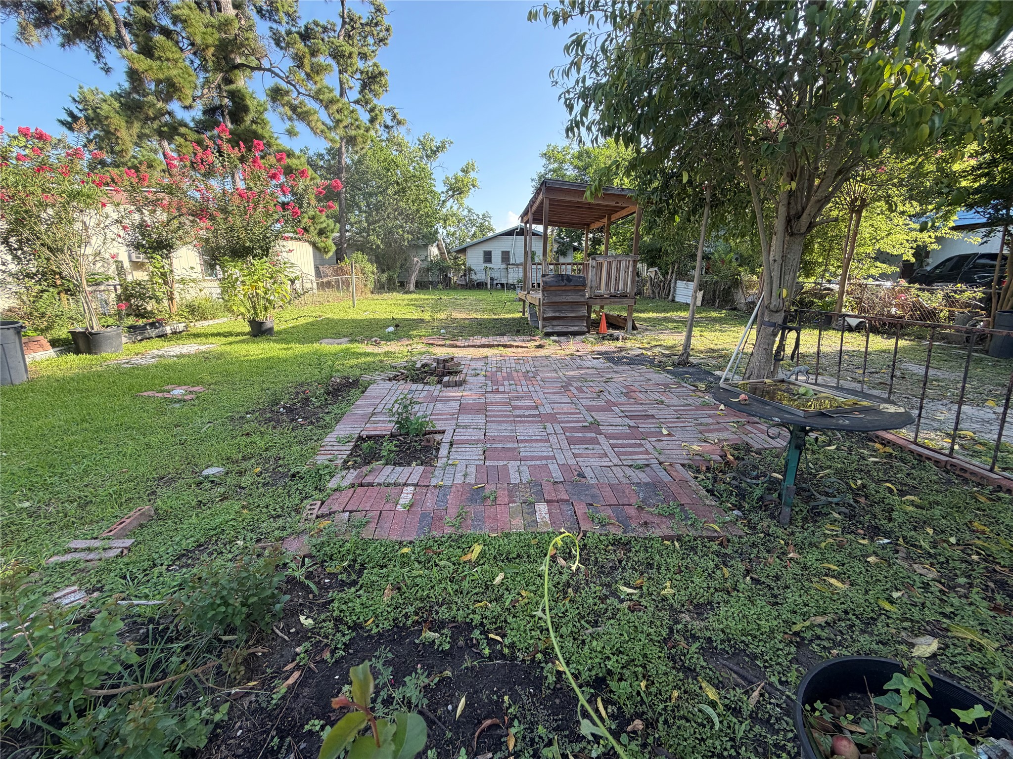 14005 Longview Street Property Photo 8