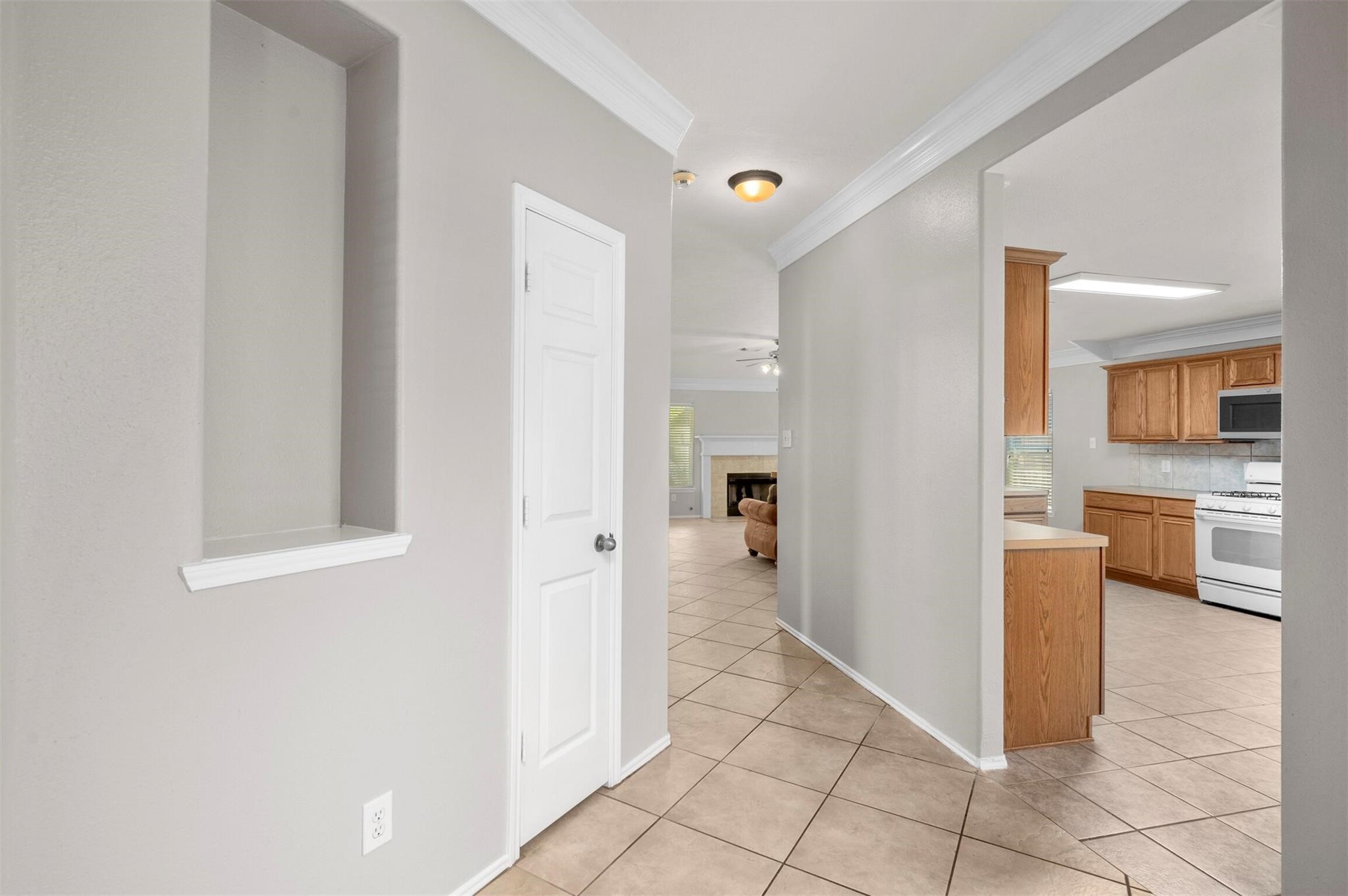 8014 Blackcherry Lane Property Photo 3