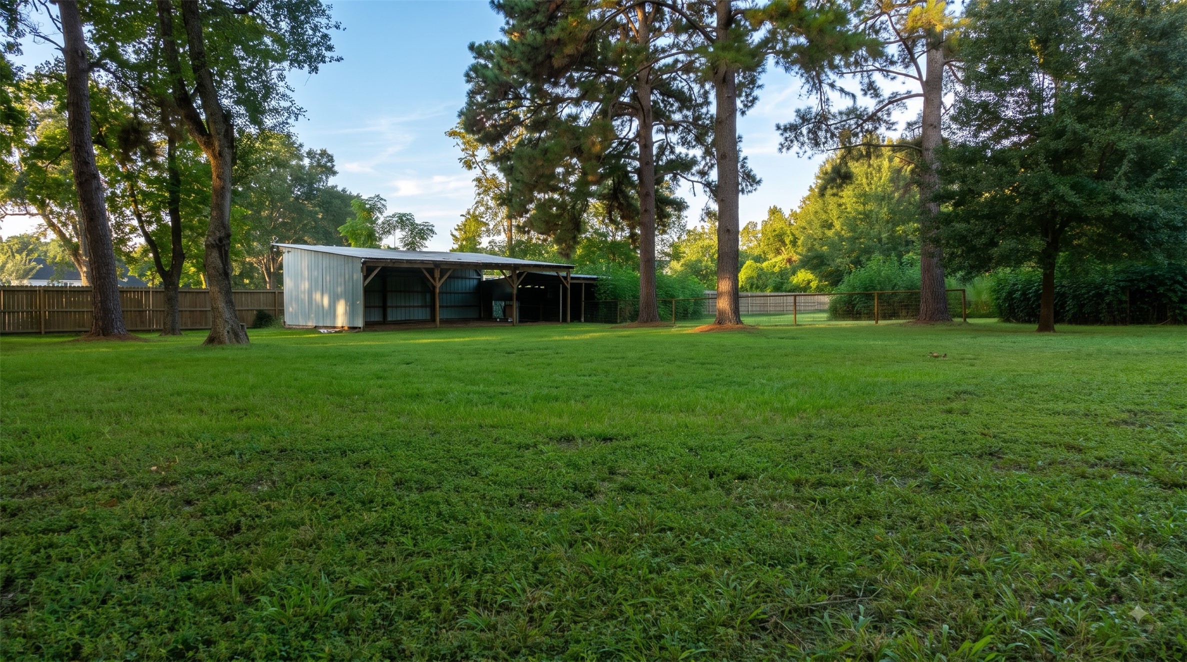 17002 Bobcat Trail Property Photo 3