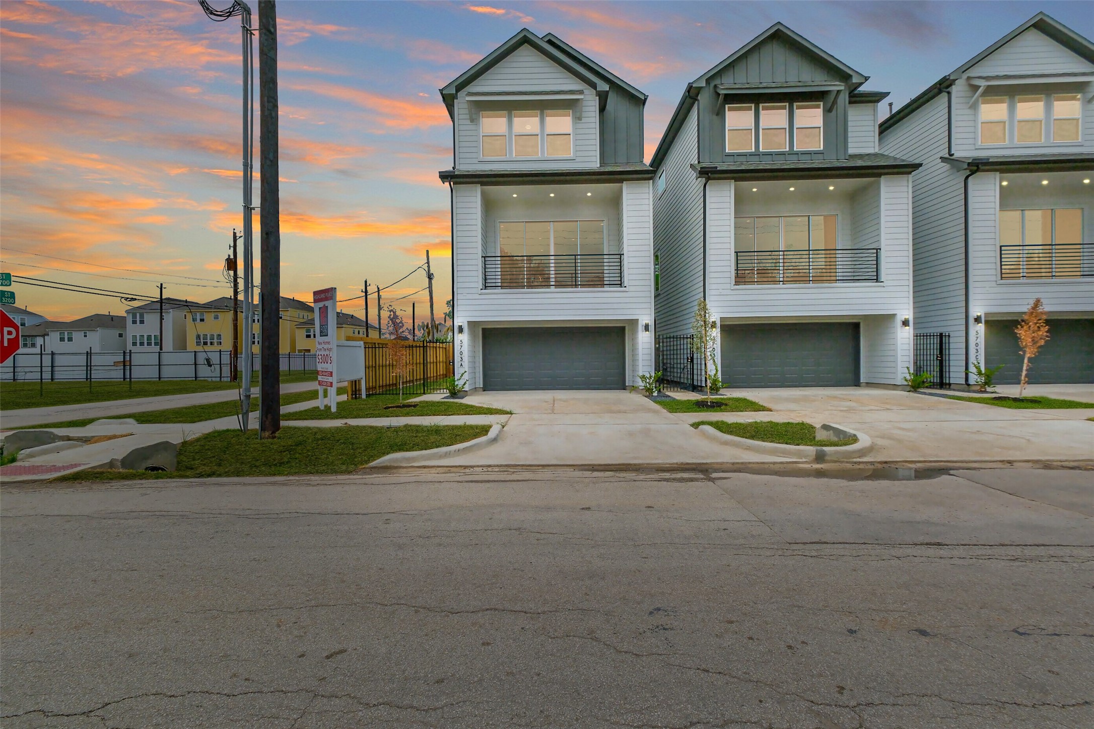 5703 Balbo Street E Property Photo 2