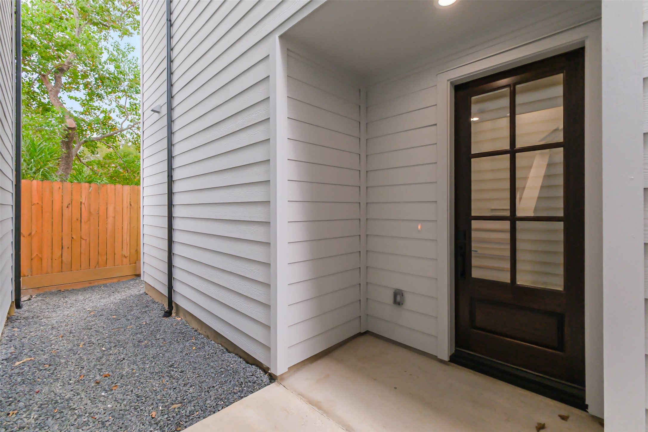 5703 Balbo Street E Property Photo 7