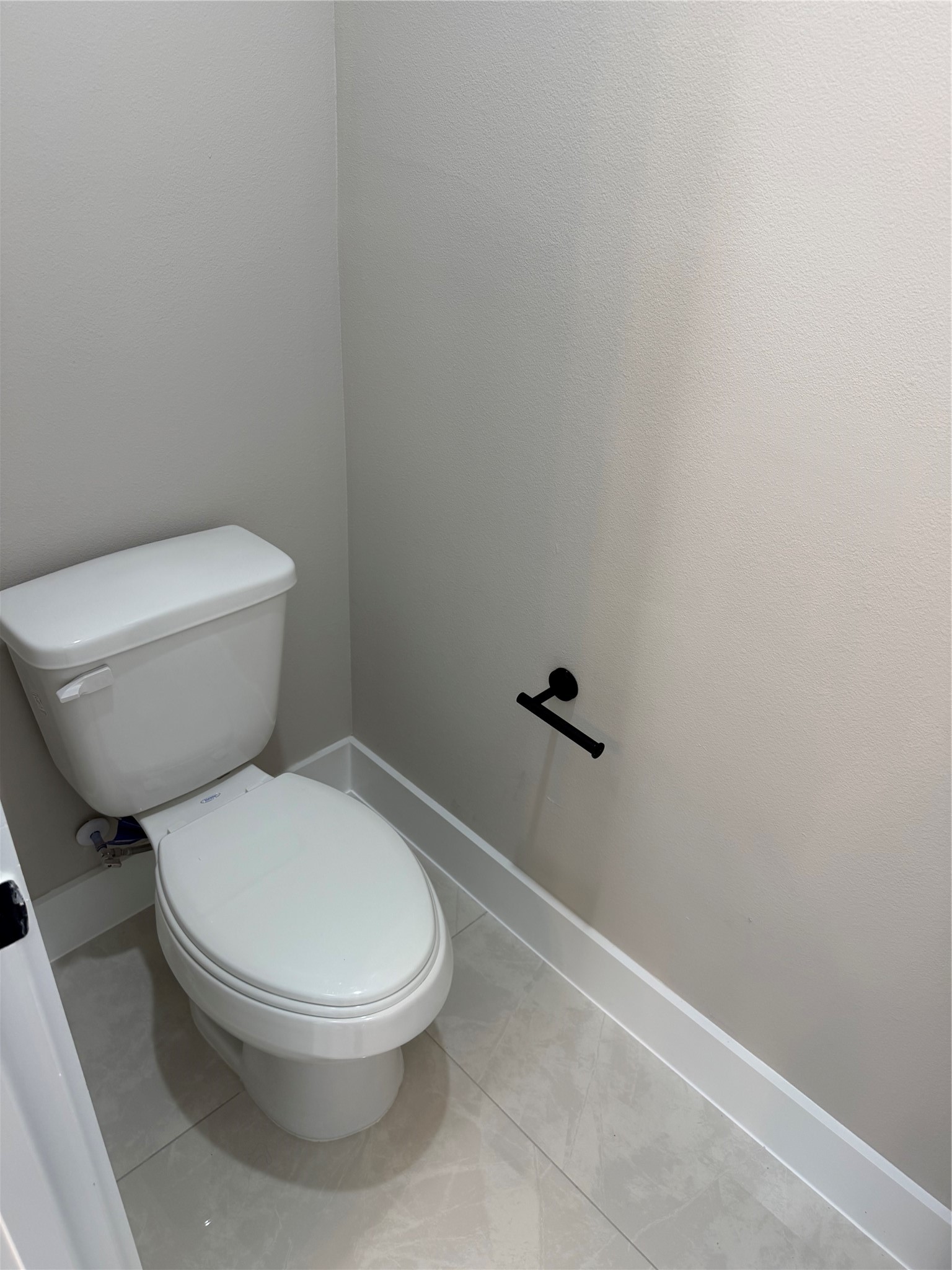 2507 Martinas Ct Property Photo 18