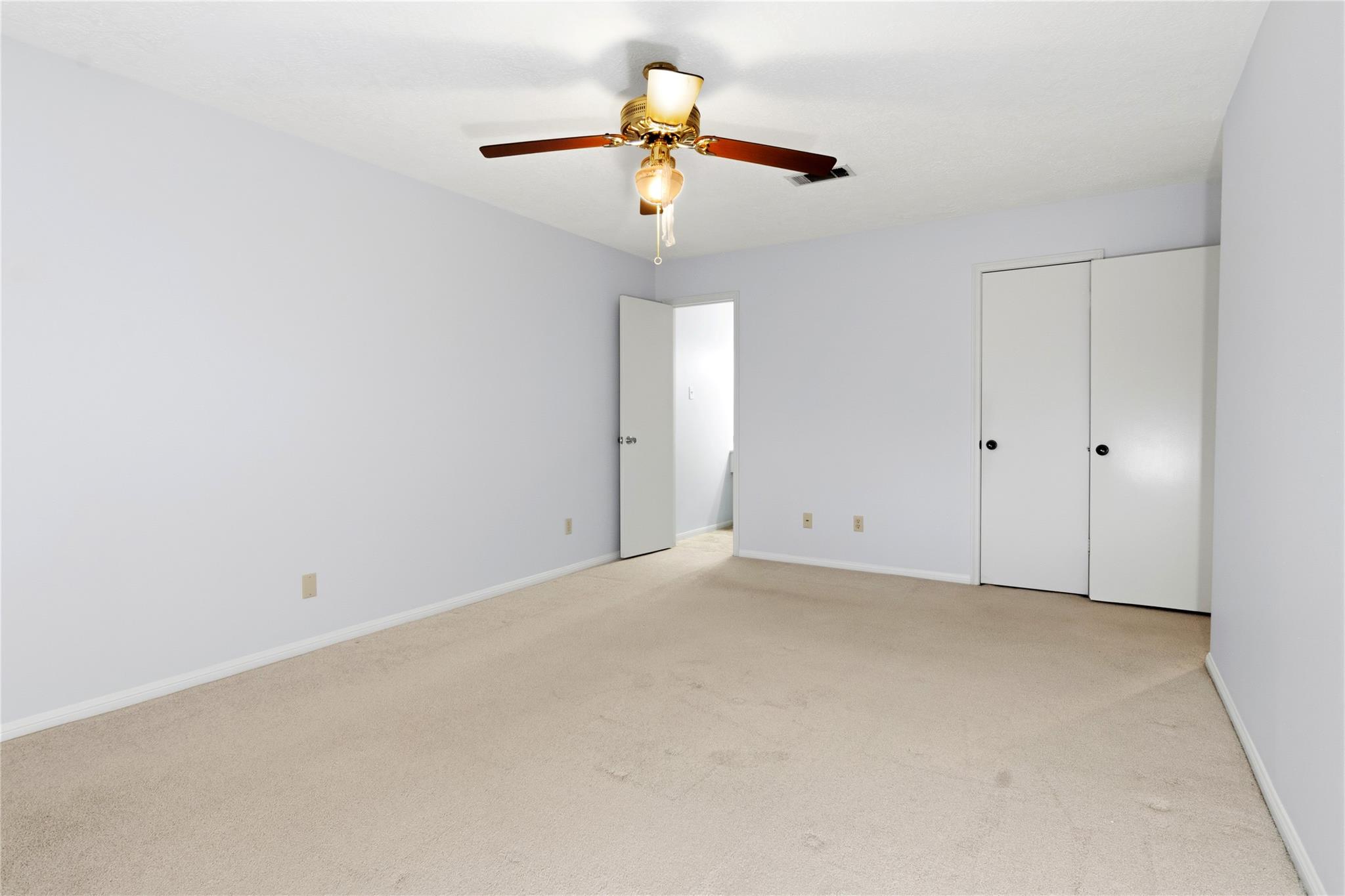 12176 Beamer Road, Houston Tx 77089 Property Photo 15