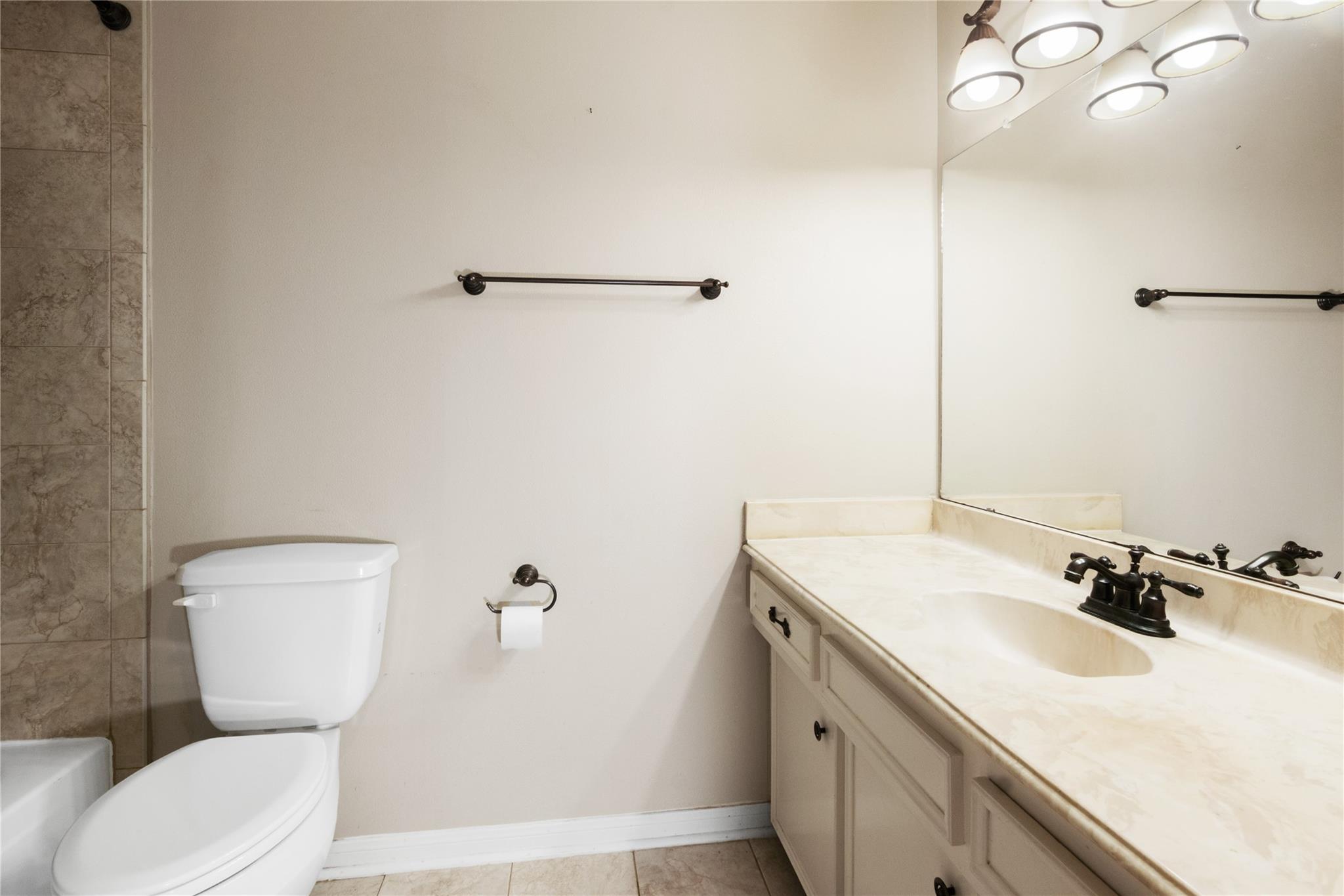 12176 Beamer Road, Houston Tx 77089 Property Photo 19