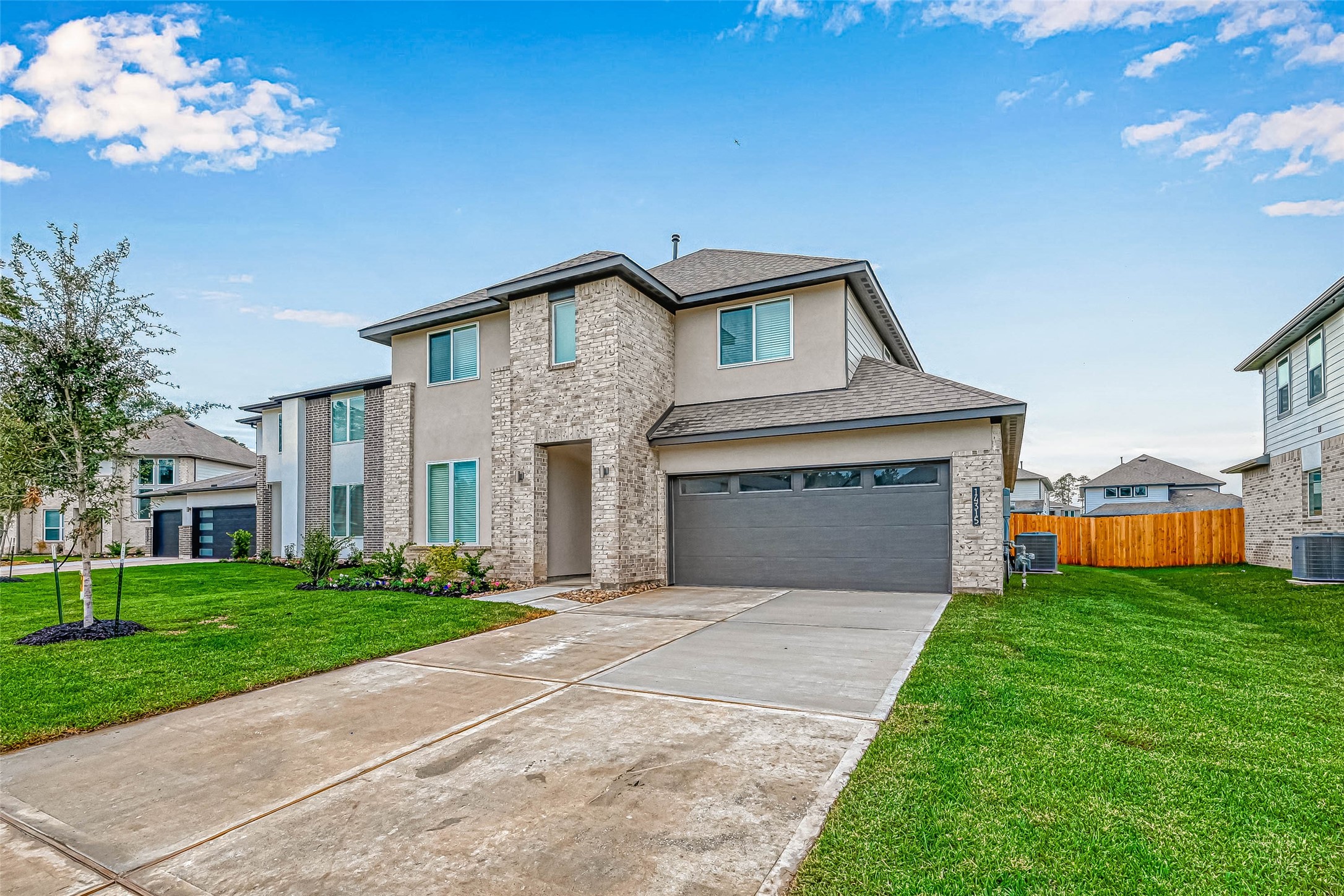 14315 Yellow Hawthorn Court Property Photo 1