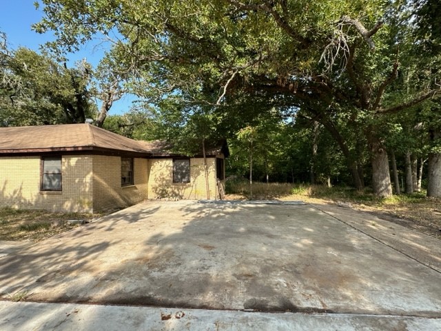 1884 S Robb Street Property Photo 8