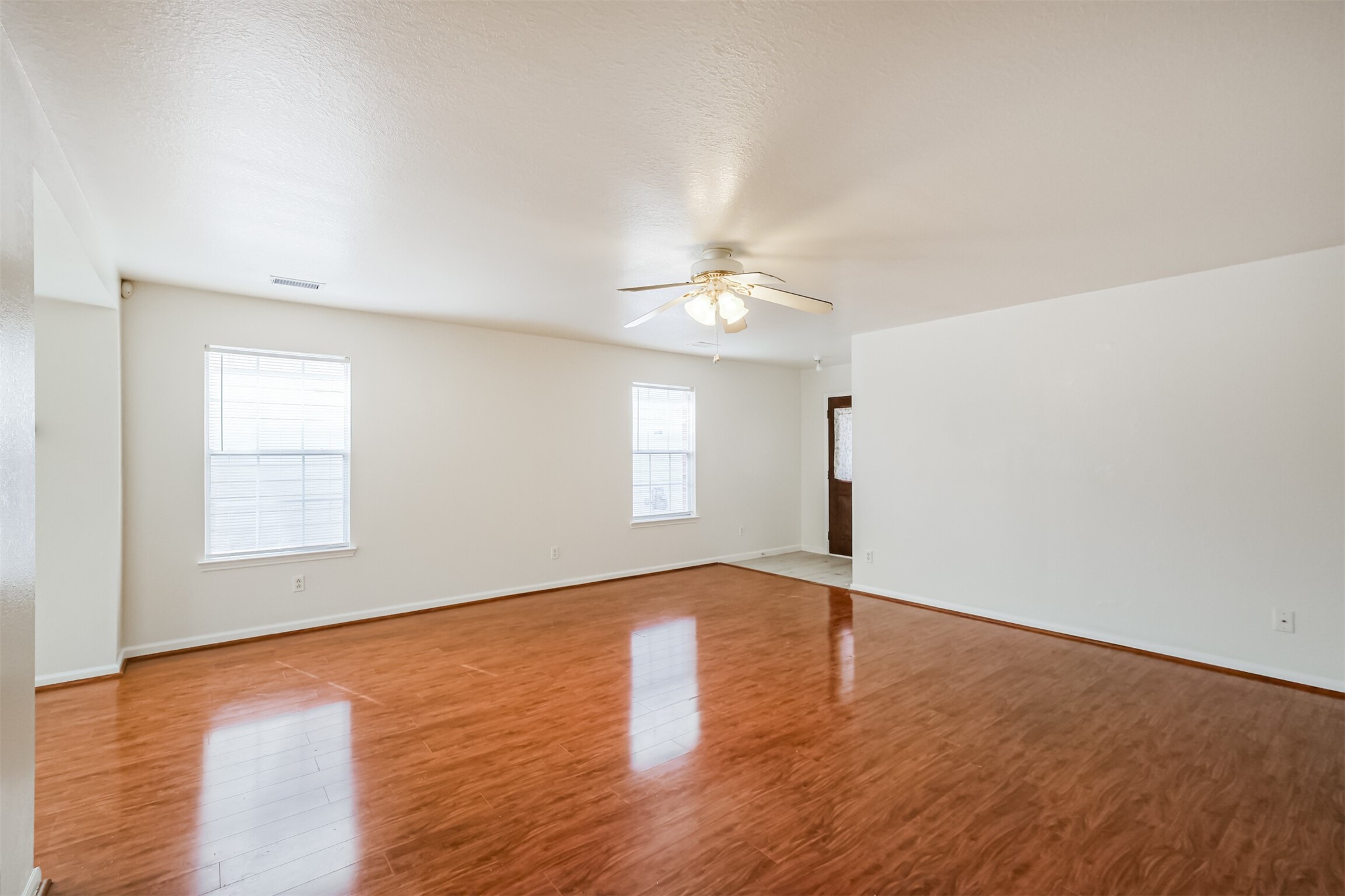 9603 Milas Way Property Photo 7