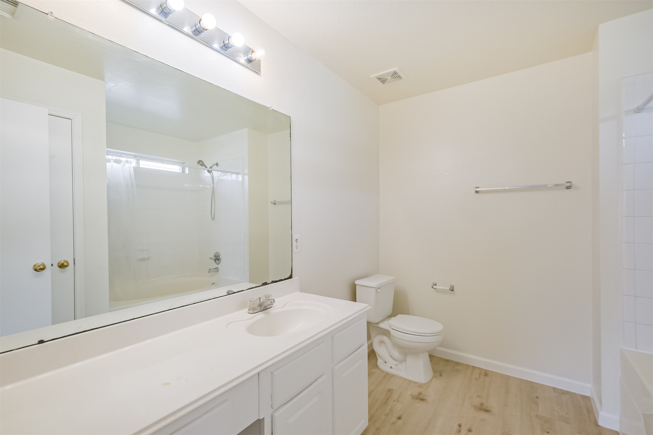 9603 Milas Way Property Photo 18