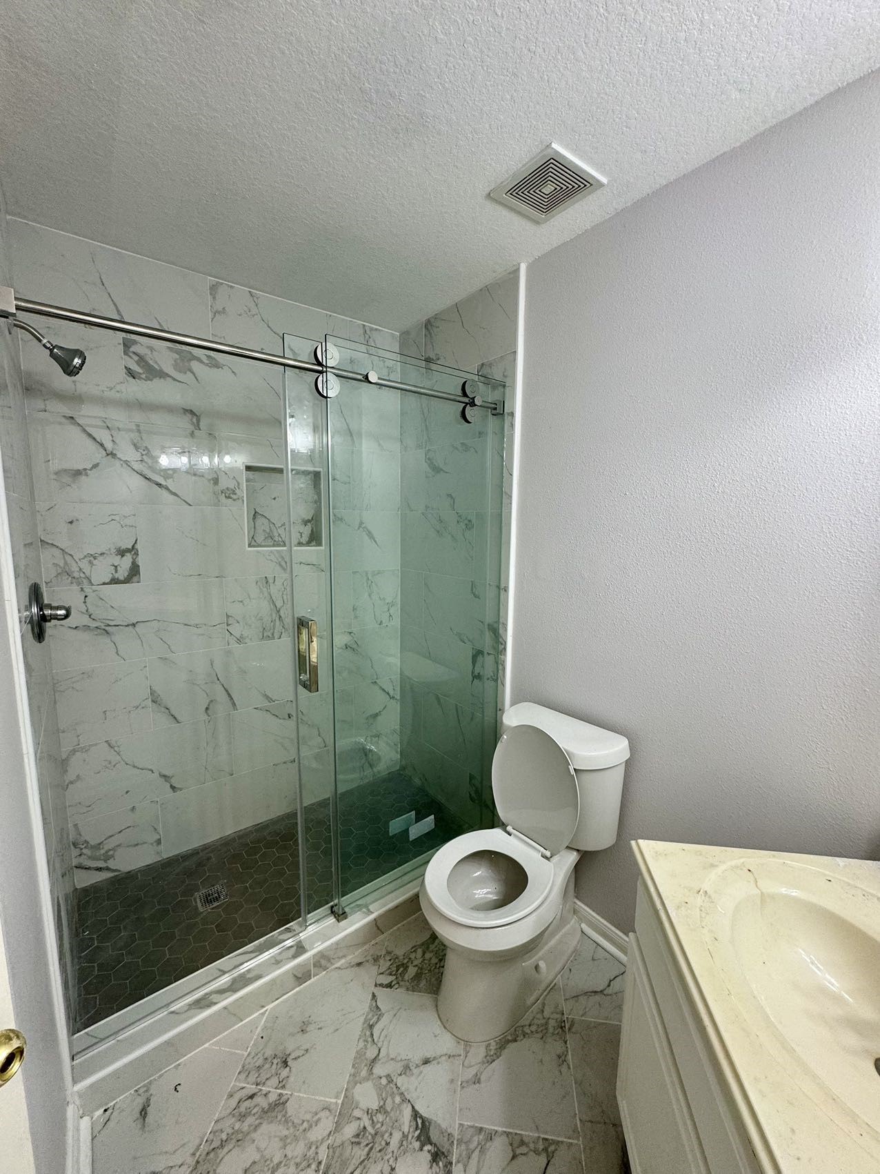 1910 Plum Falls Lane Property Photo 32