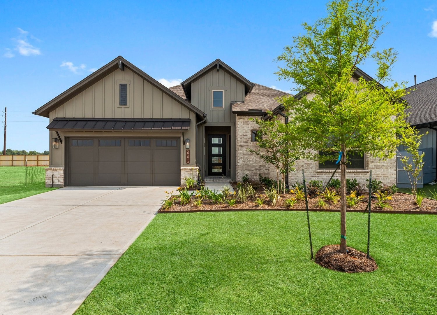32514 Ebony Jewelwing Court Property Photo 1