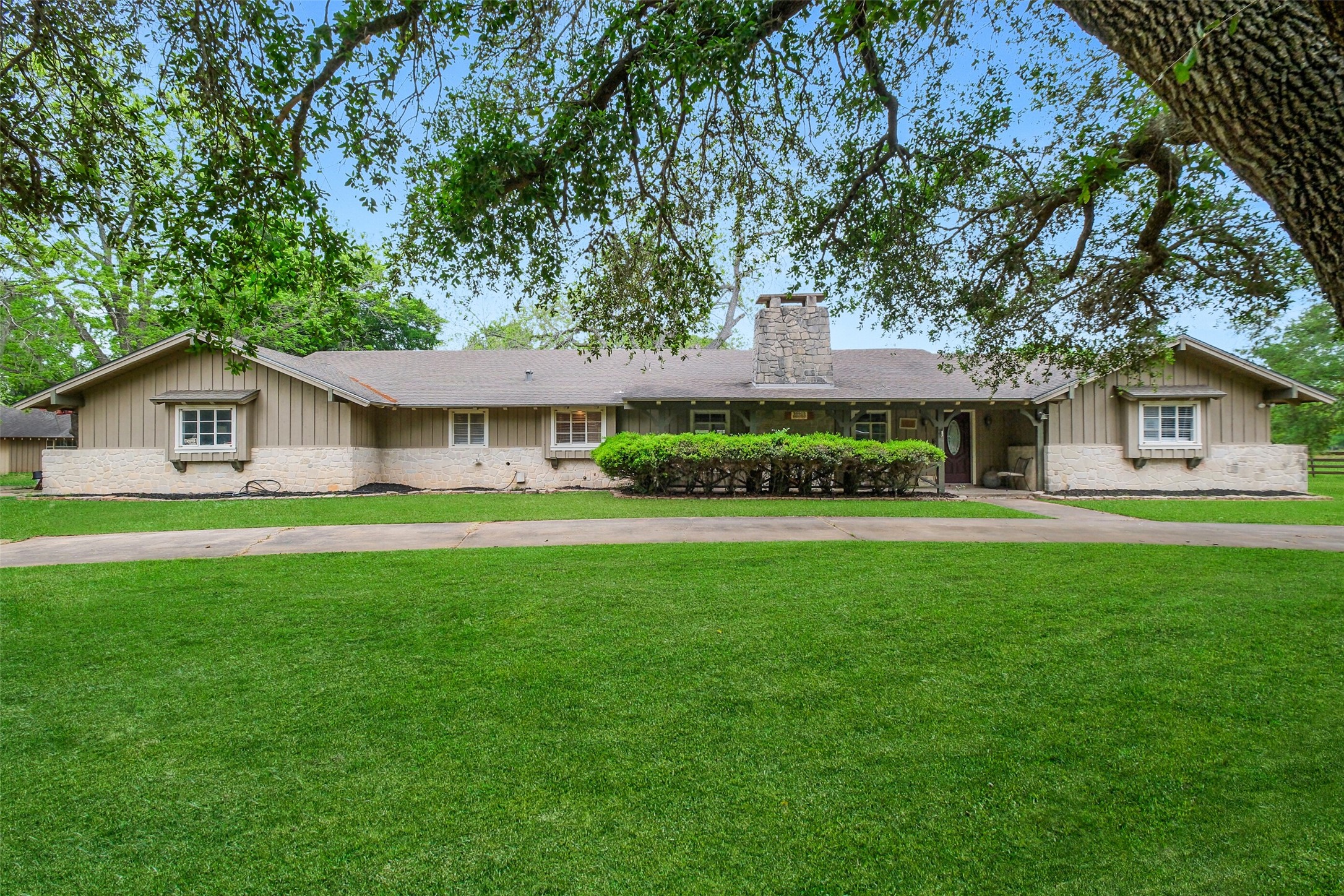 36602 Hondo Road Property Photo