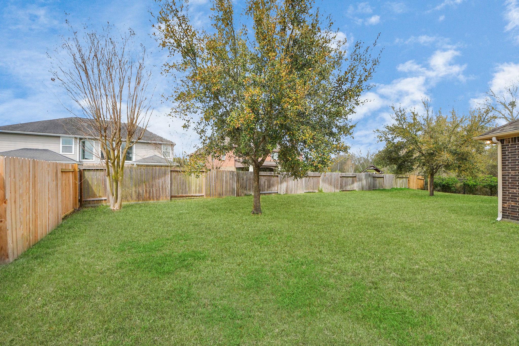 18006 E Williams Bend Drive Property Photo 5