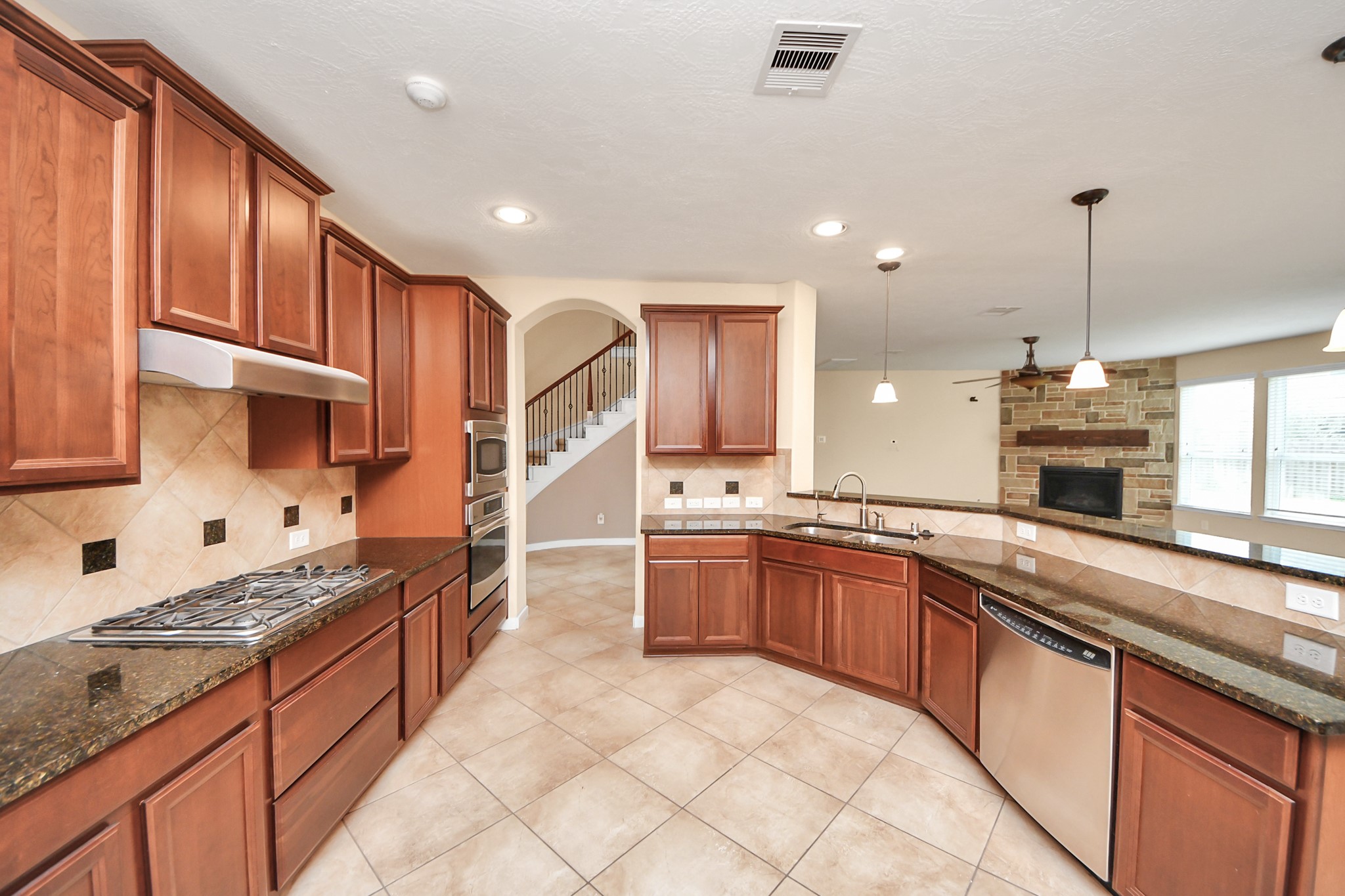 18006 E Williams Bend Drive Property Photo 30