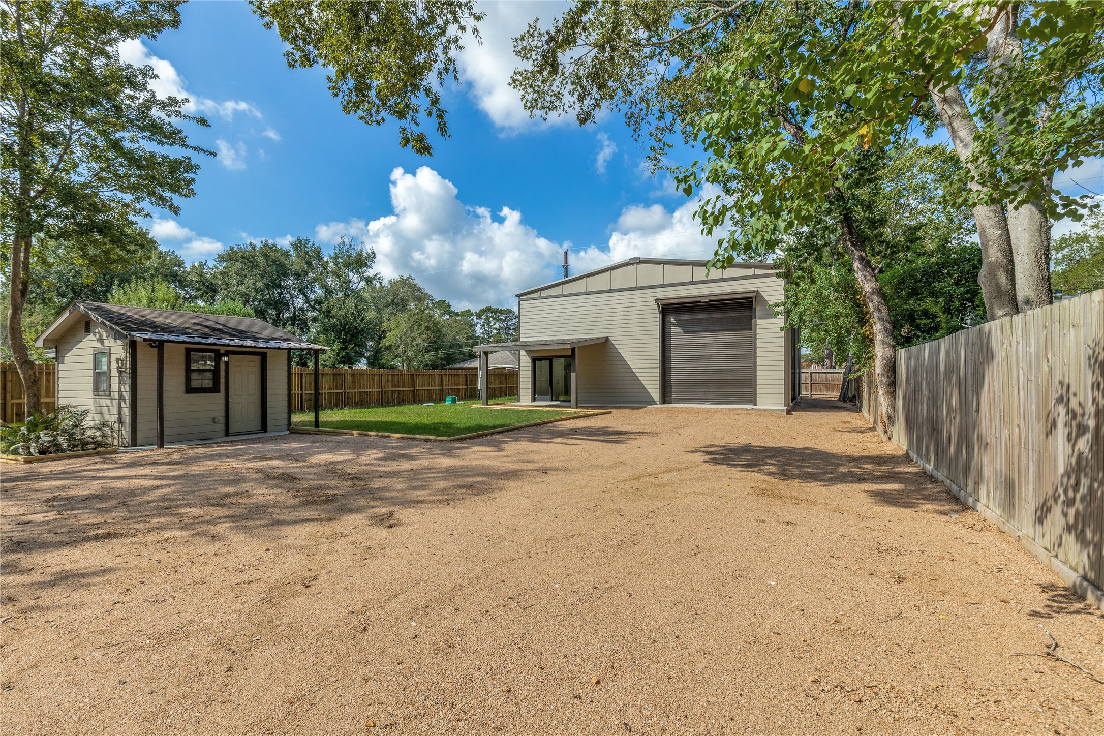 21323 Stargrass Drive Property Photo 1