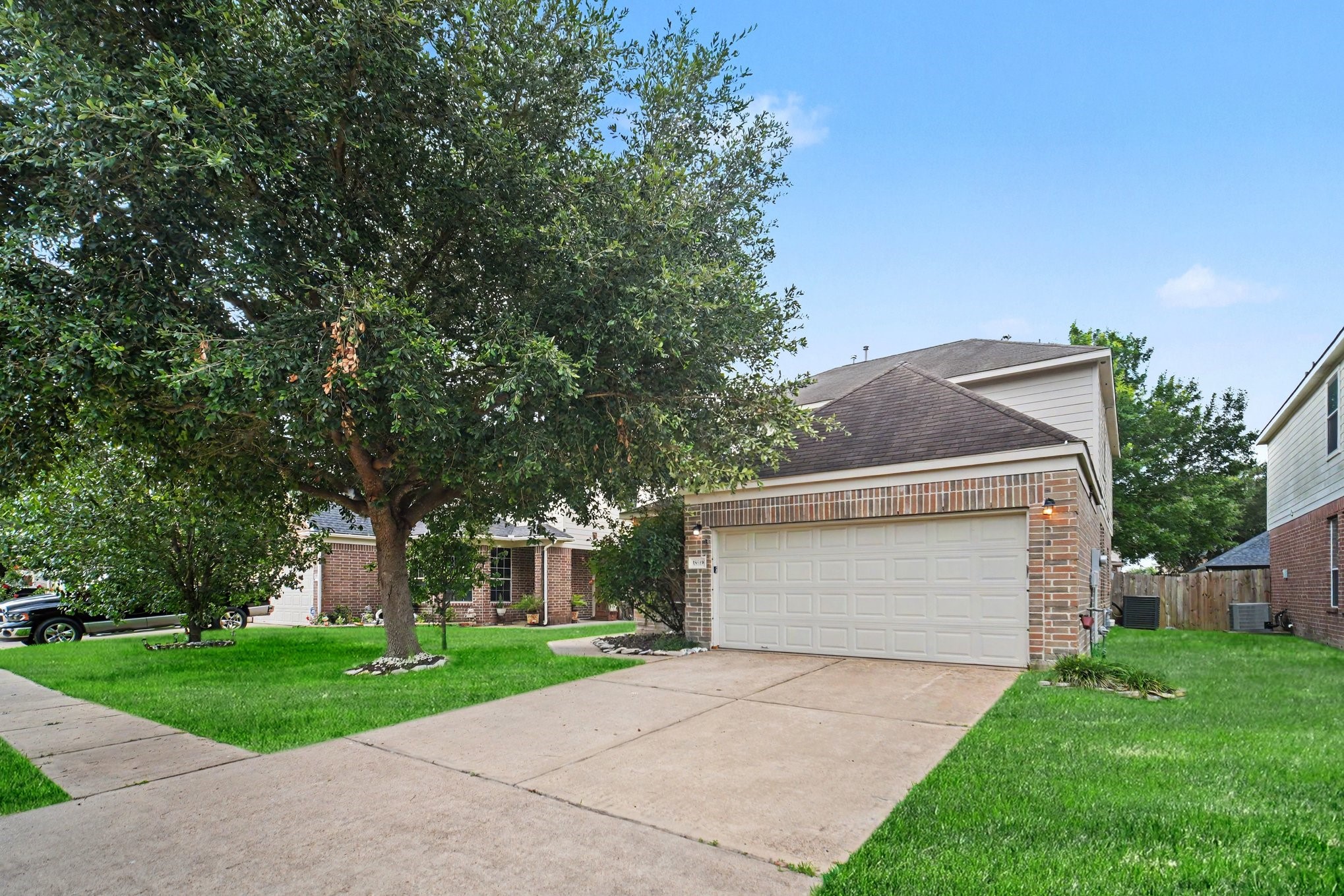18519 Alemarble Oak Street Property Photo 10