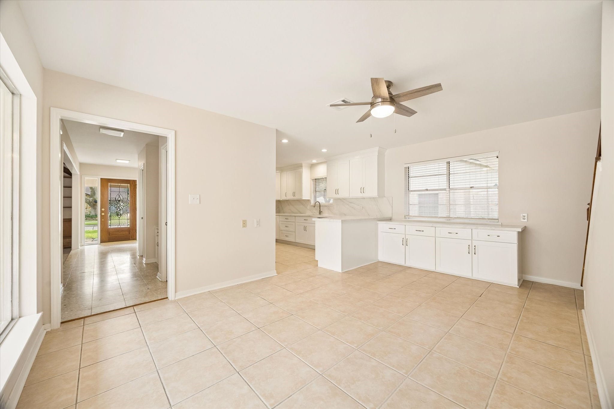 114 Camellia Street Property Photo 11