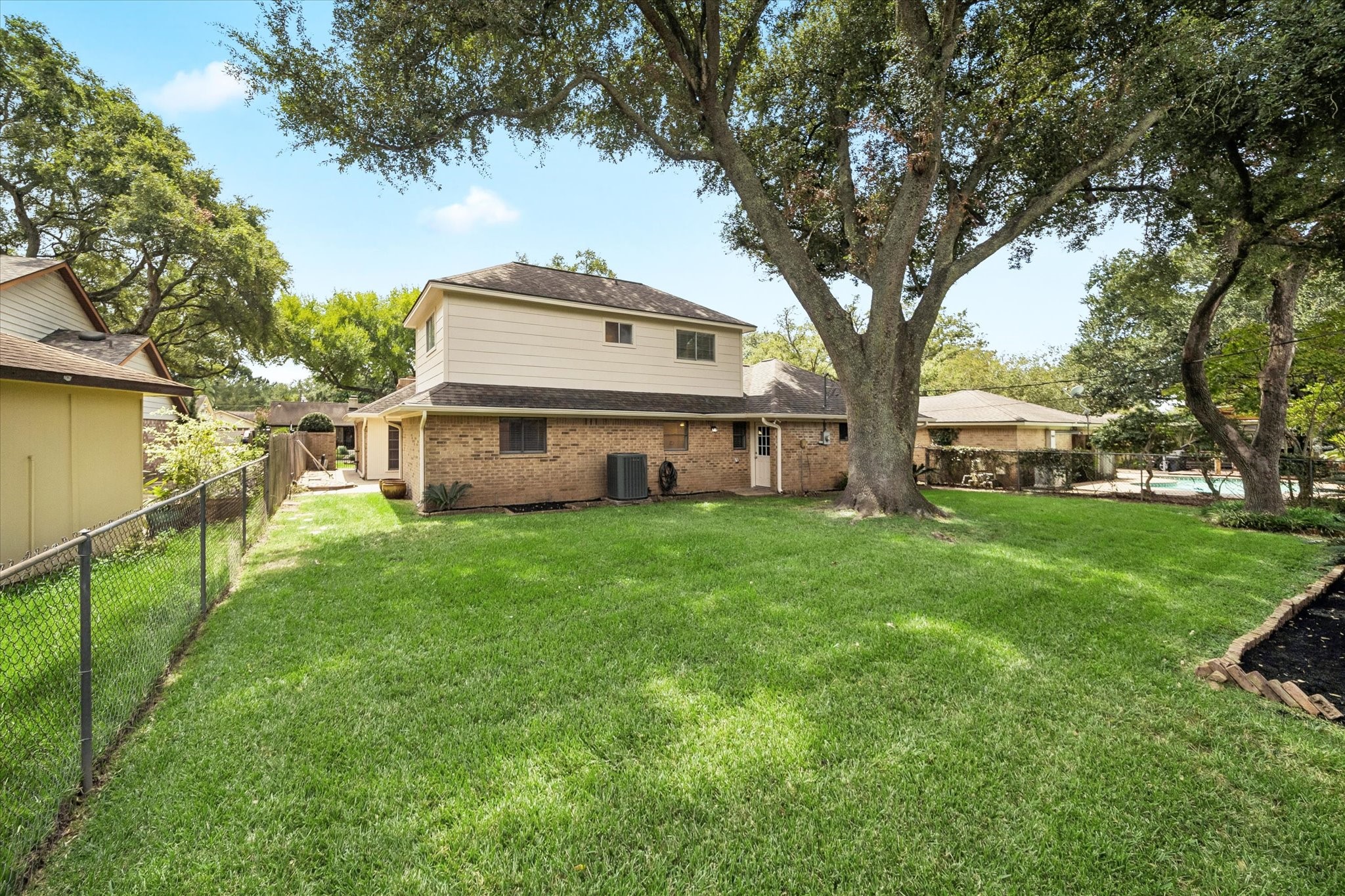 114 Camellia Street Property Photo 21