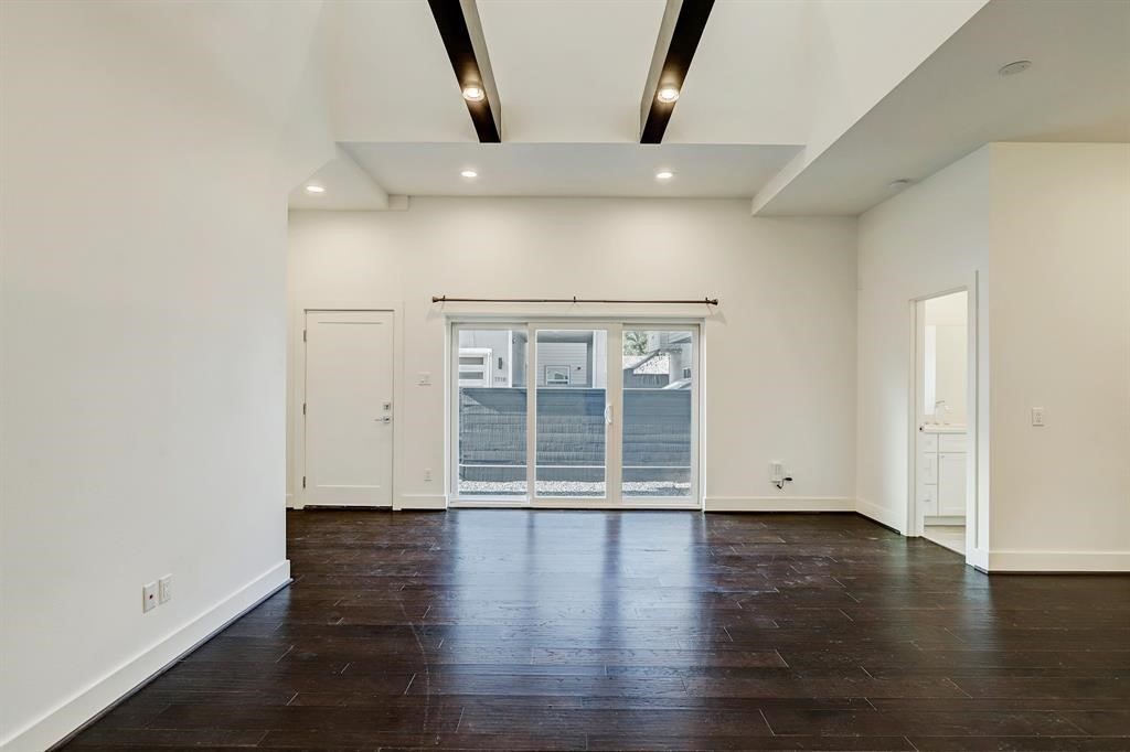 1906 Jack Oak Avenue Property Photo 8