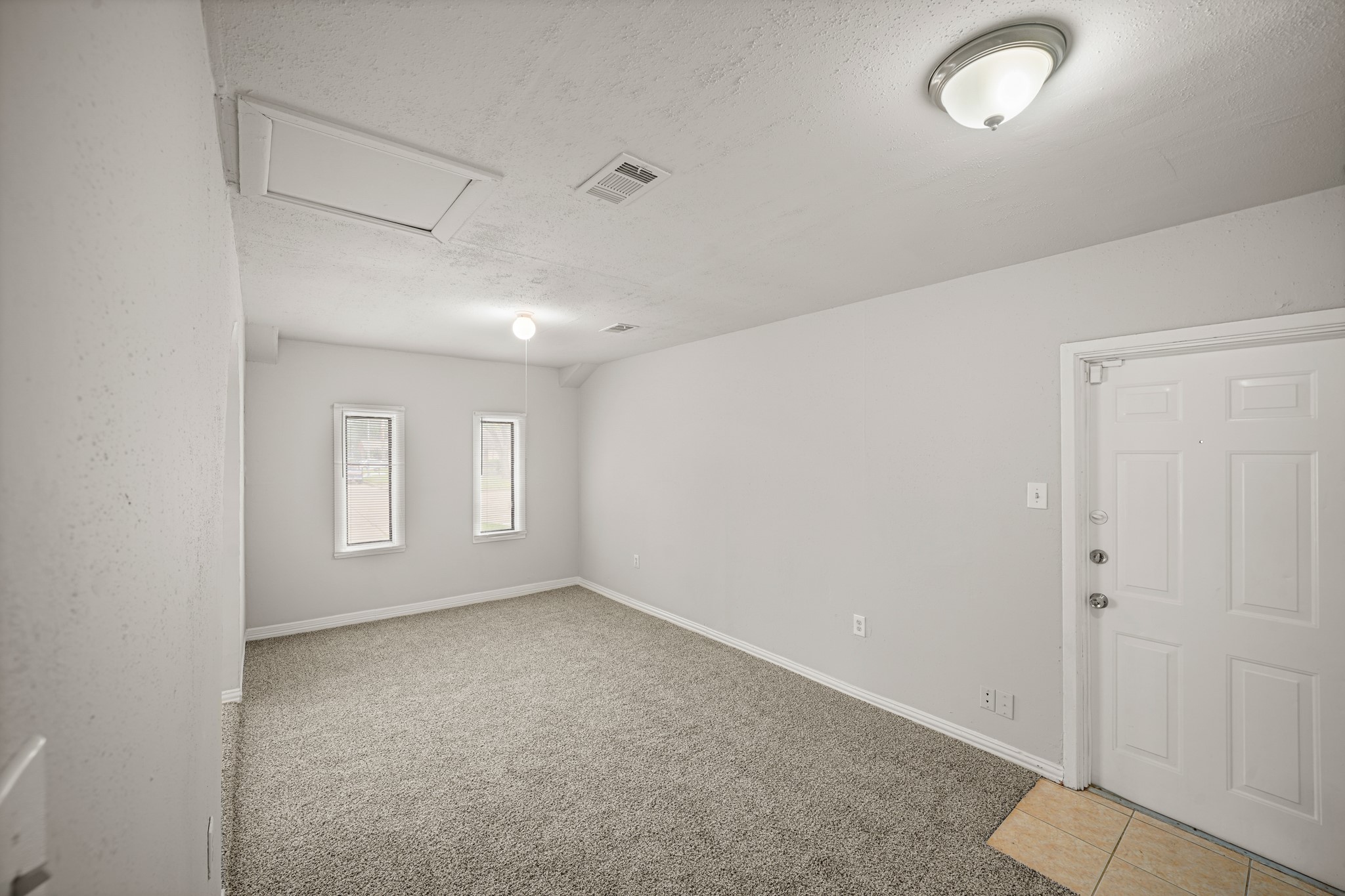 11017 Lera Street Property Photo 6