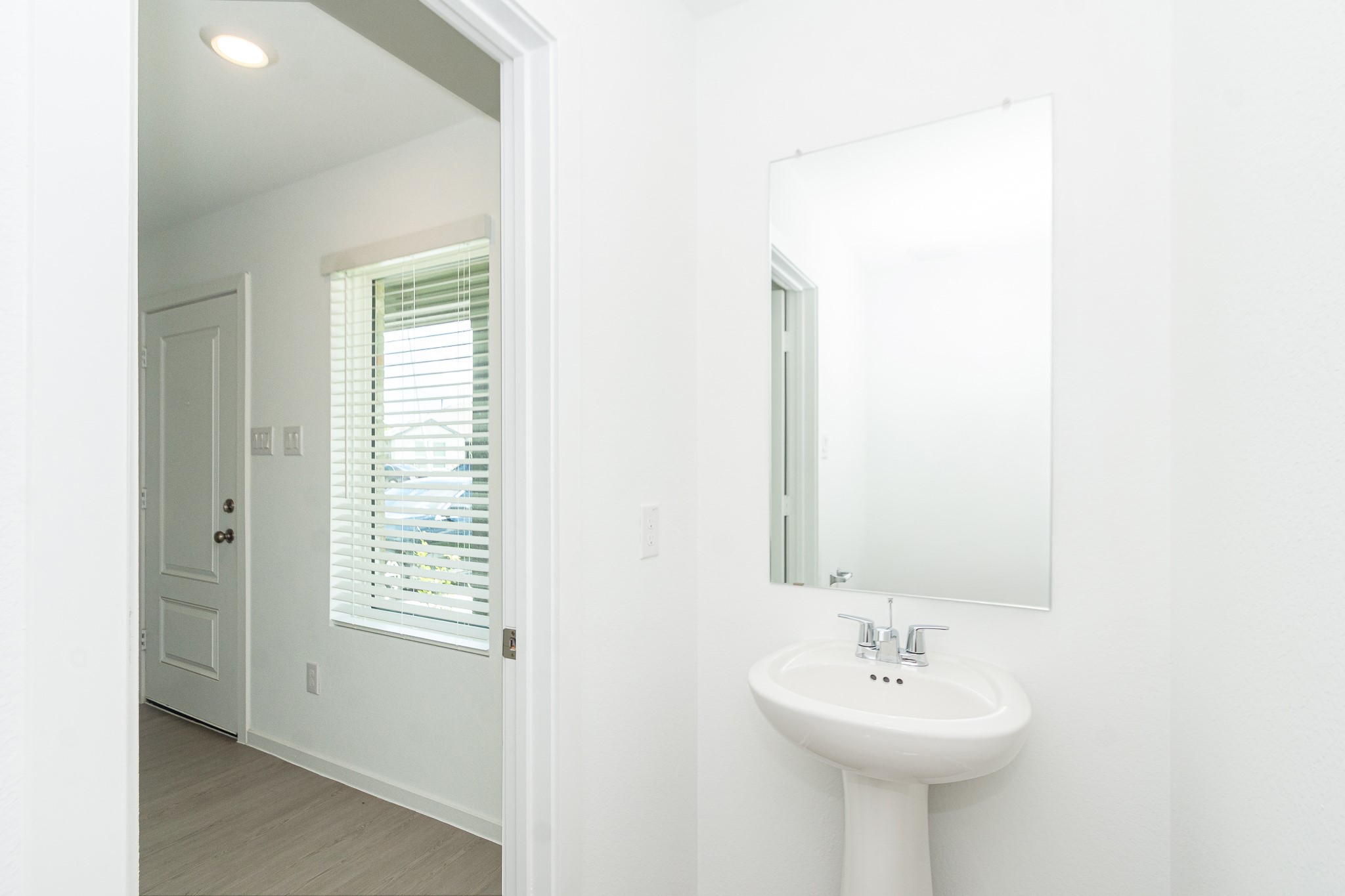 12819 Ivy Creek Ct Property Photo 4