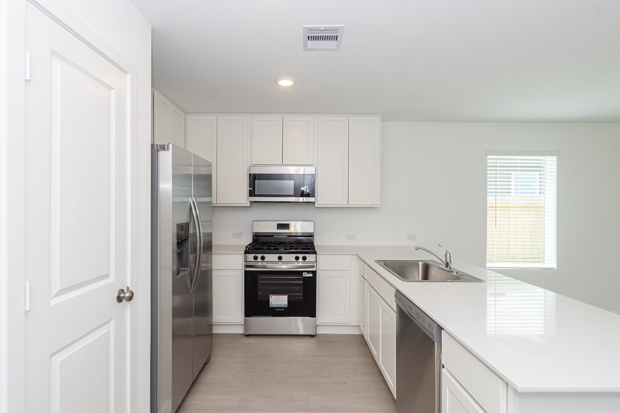 12819 Ivy Creek Ct Property Photo 6